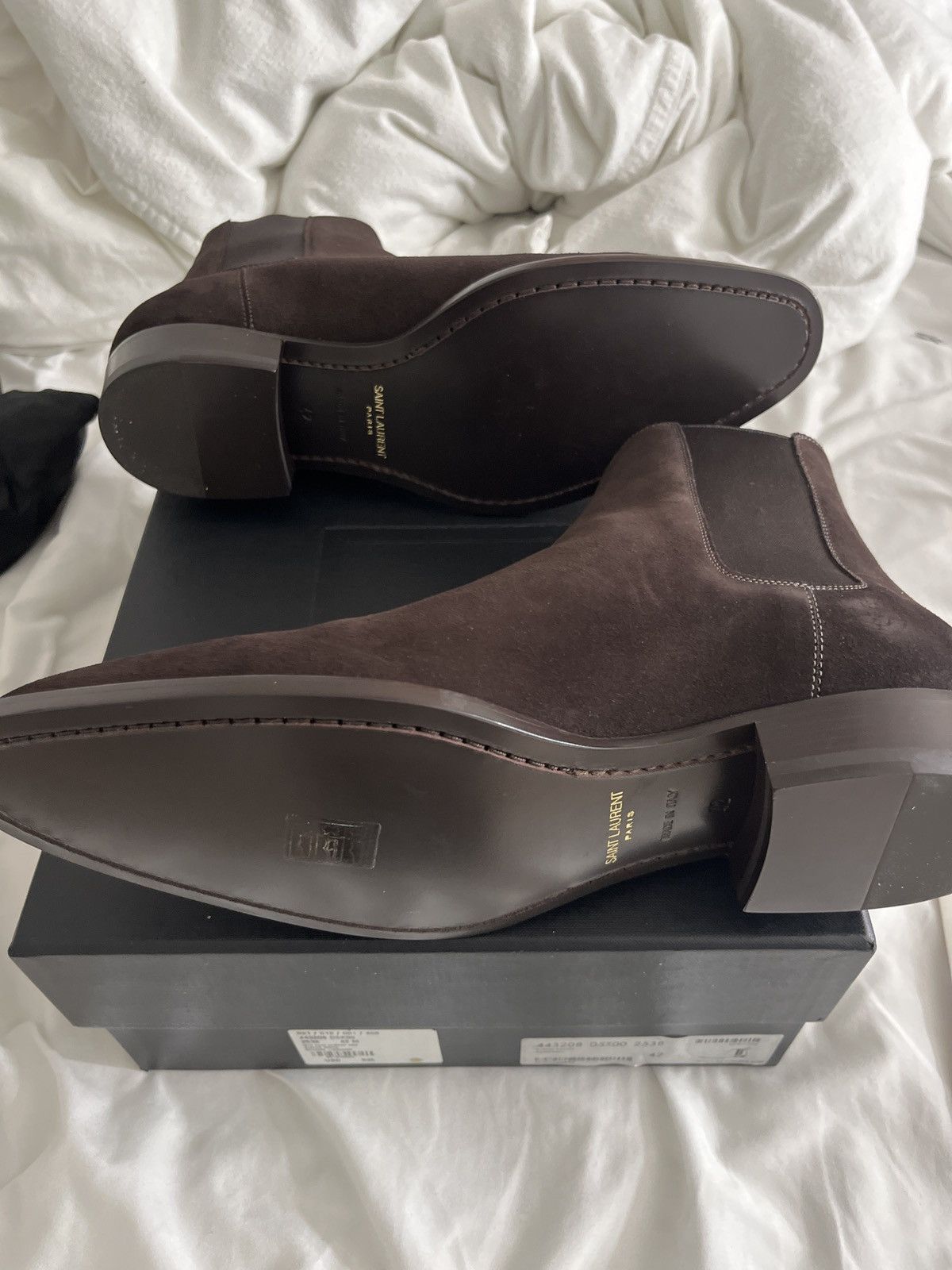 Saint Laurent Paris Saint Laurent Wyatt Chelsea Boots Size US 9 / EU 42 - 2 Thumbnail