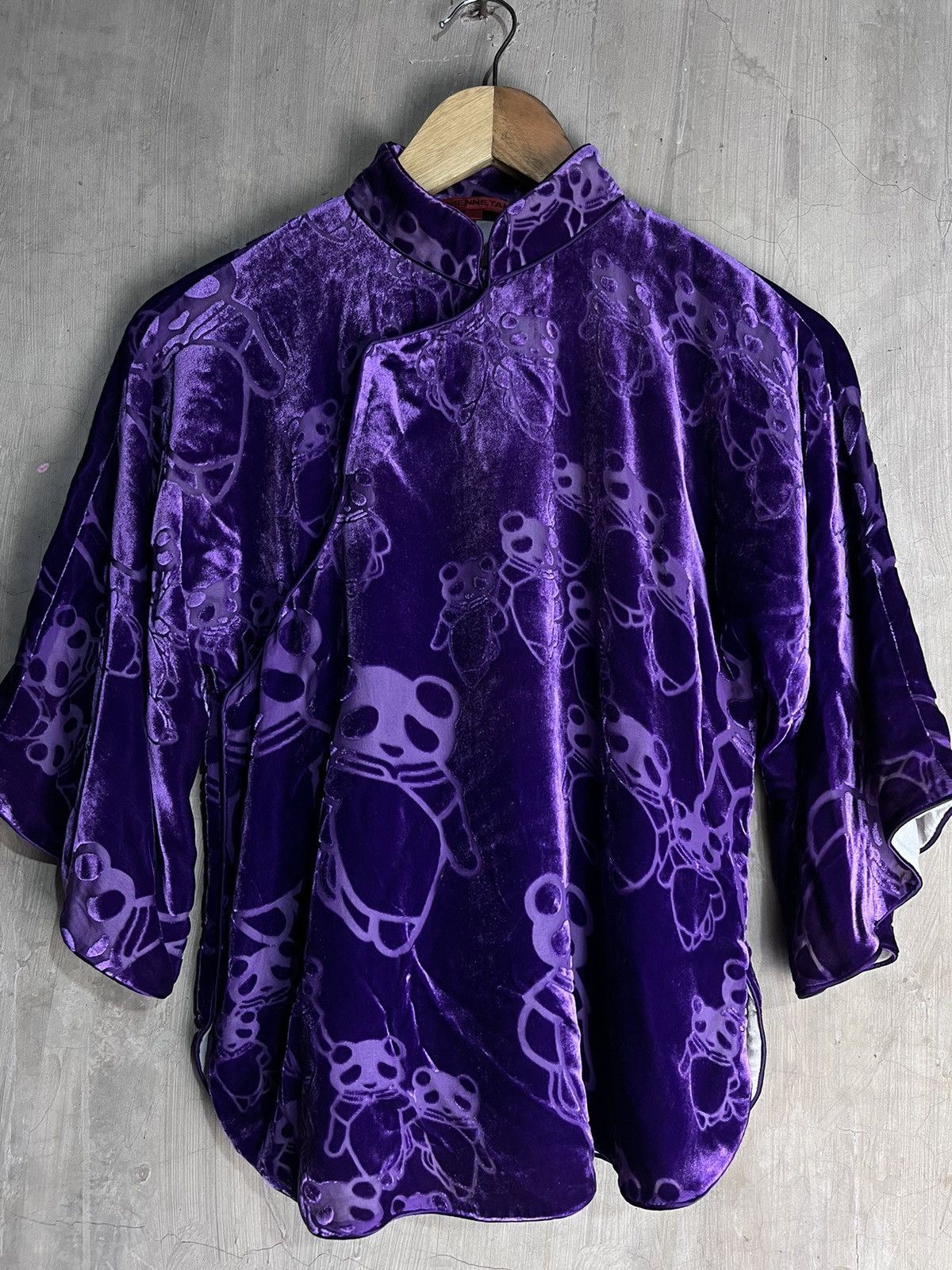 トップス VIVIENNE TAM Embroidered Cheongsam Top DRAGON & PHOENIX EMB ON ST NETTING CHEONGSAM TOP – Vivienne