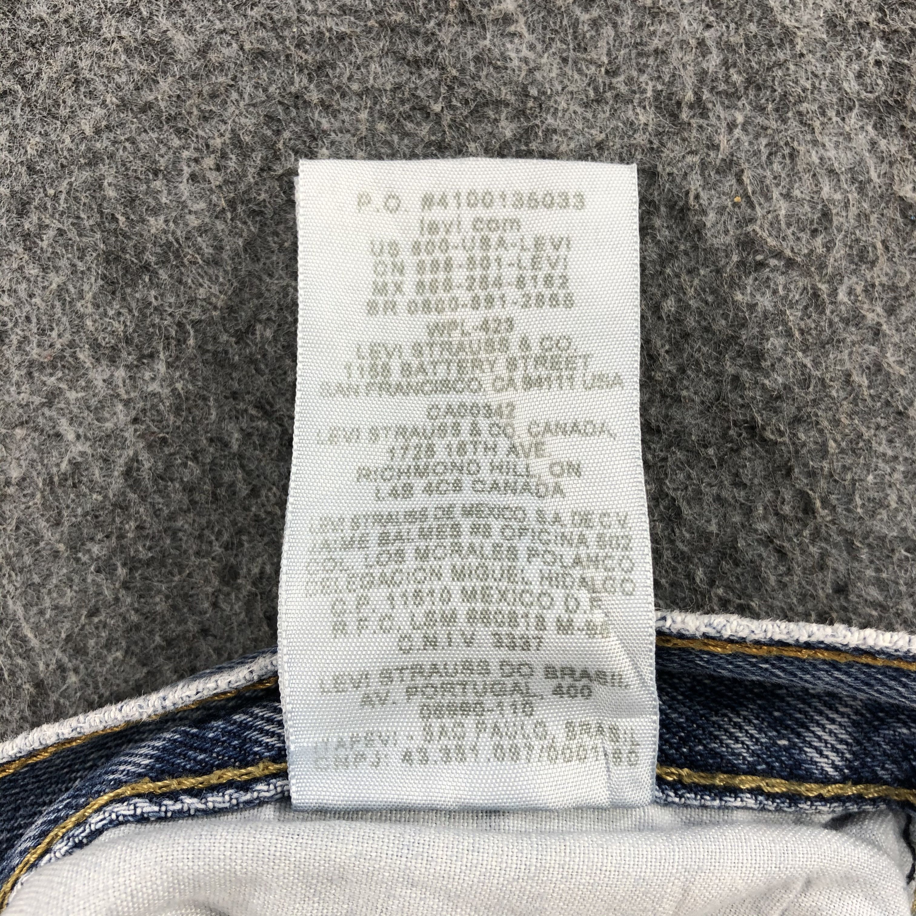 Levi's Vintage Blue Wash Levis 505 Jeans-J1624 Size US 35 - 12 Thumbnail