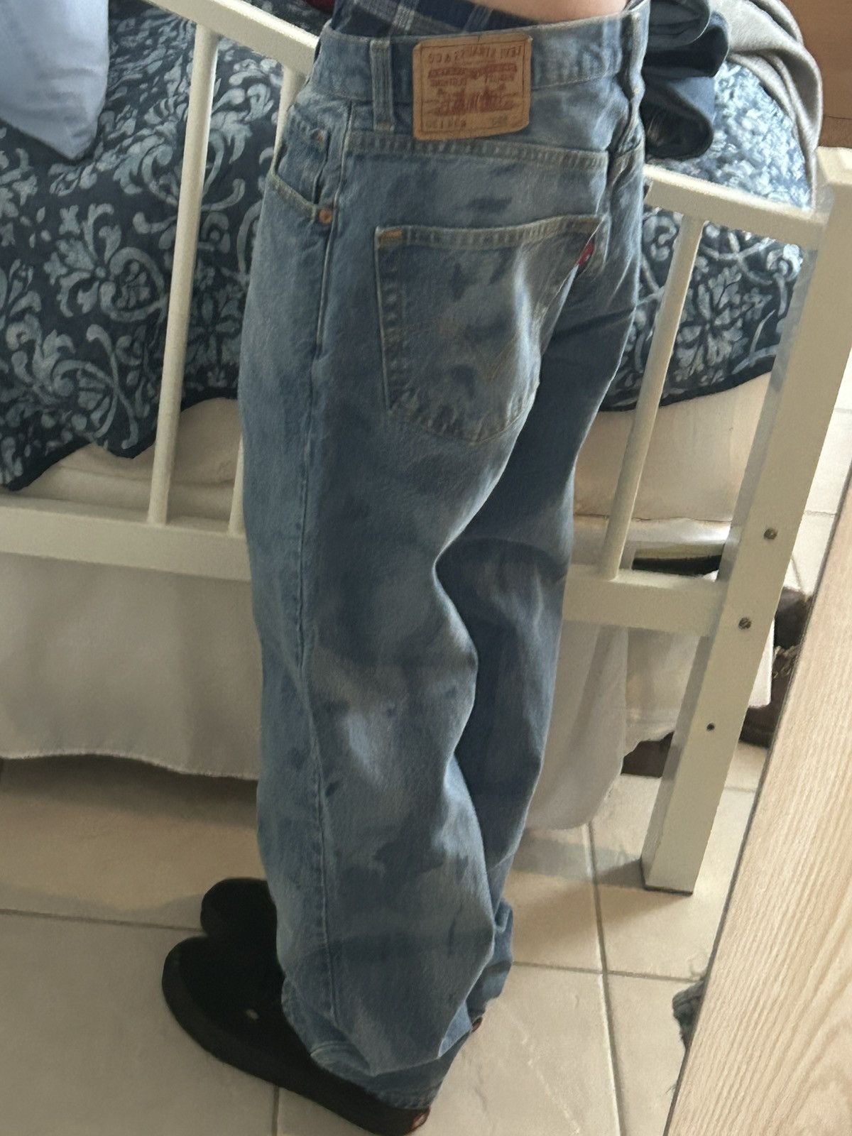 Levi's stained levi denim size 34/30 Size US 34 / EU 50 - 4 Thumbnail