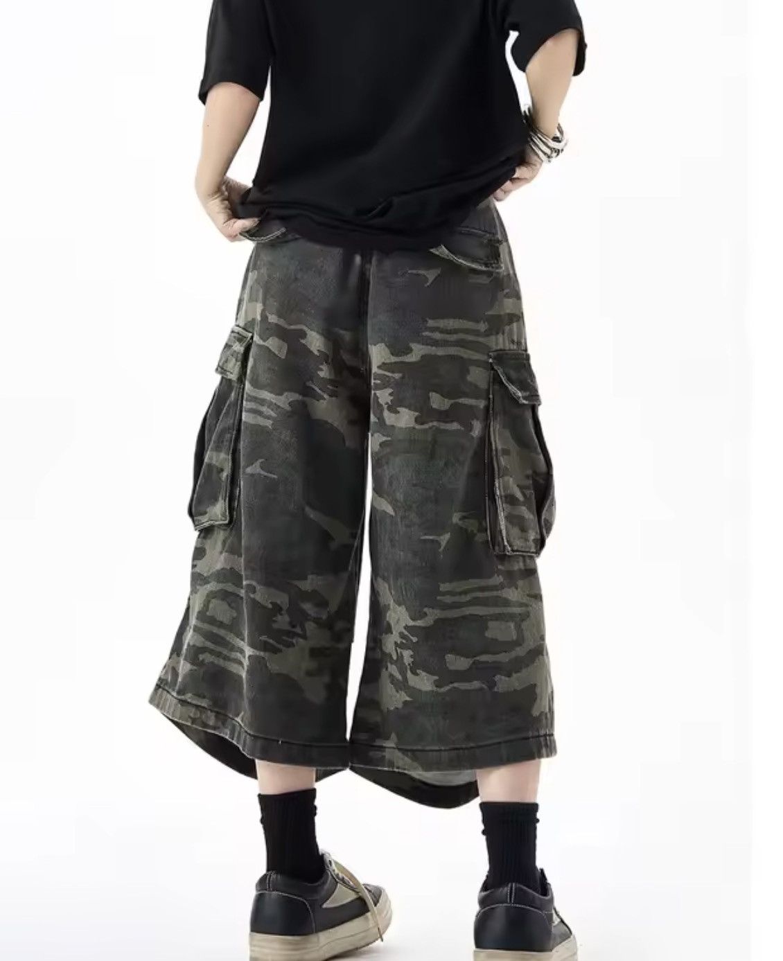 Japanese Brand Unisex washed loose baggy military outdoor cargo shorts Size US 34 / EU 50 - 6 Thumbnail