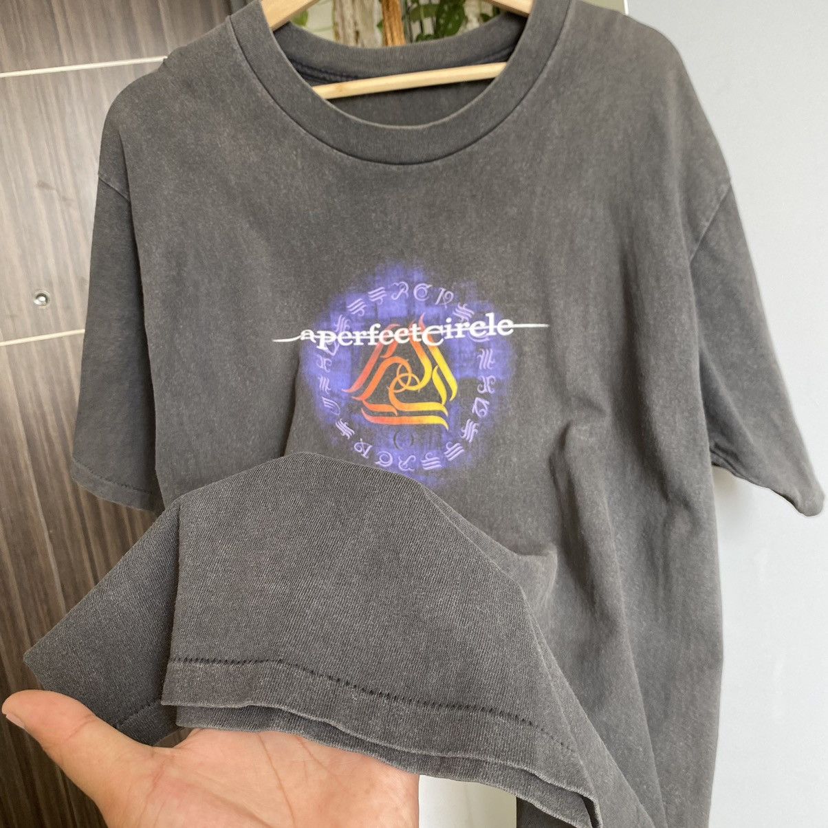 Band Tees Thrashed Faded Vintage 90s A Perfect Circle ERD GRUNGE TEE Size US L / EU 52-54 / 3 - 7 Thumbnail
