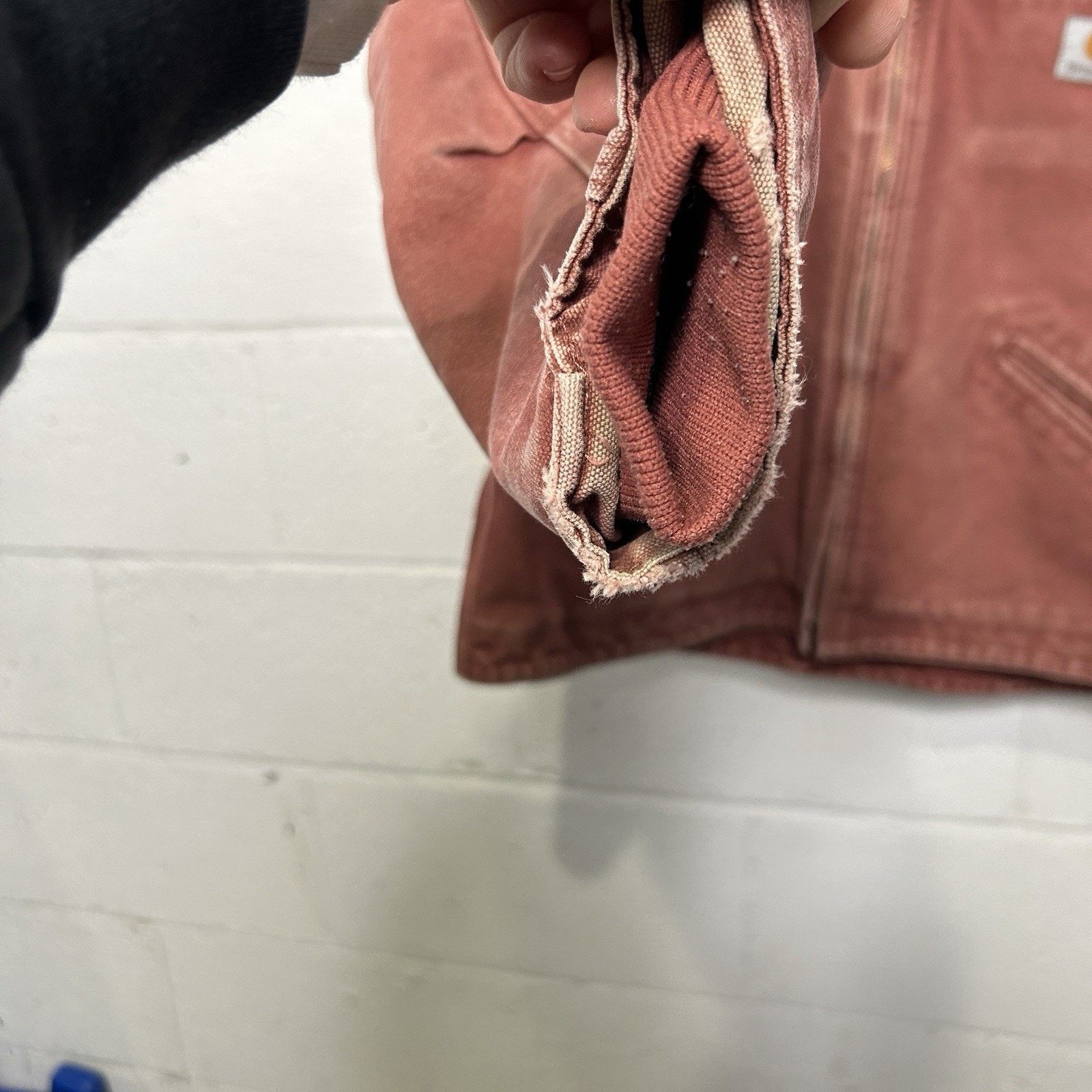 Carhartt Carhartt Sherpa-Lined Hooded Detroit Jacket "Vintage Rose" Size XL / US 12-14 / IT 48-50 - 10 Thumbnail