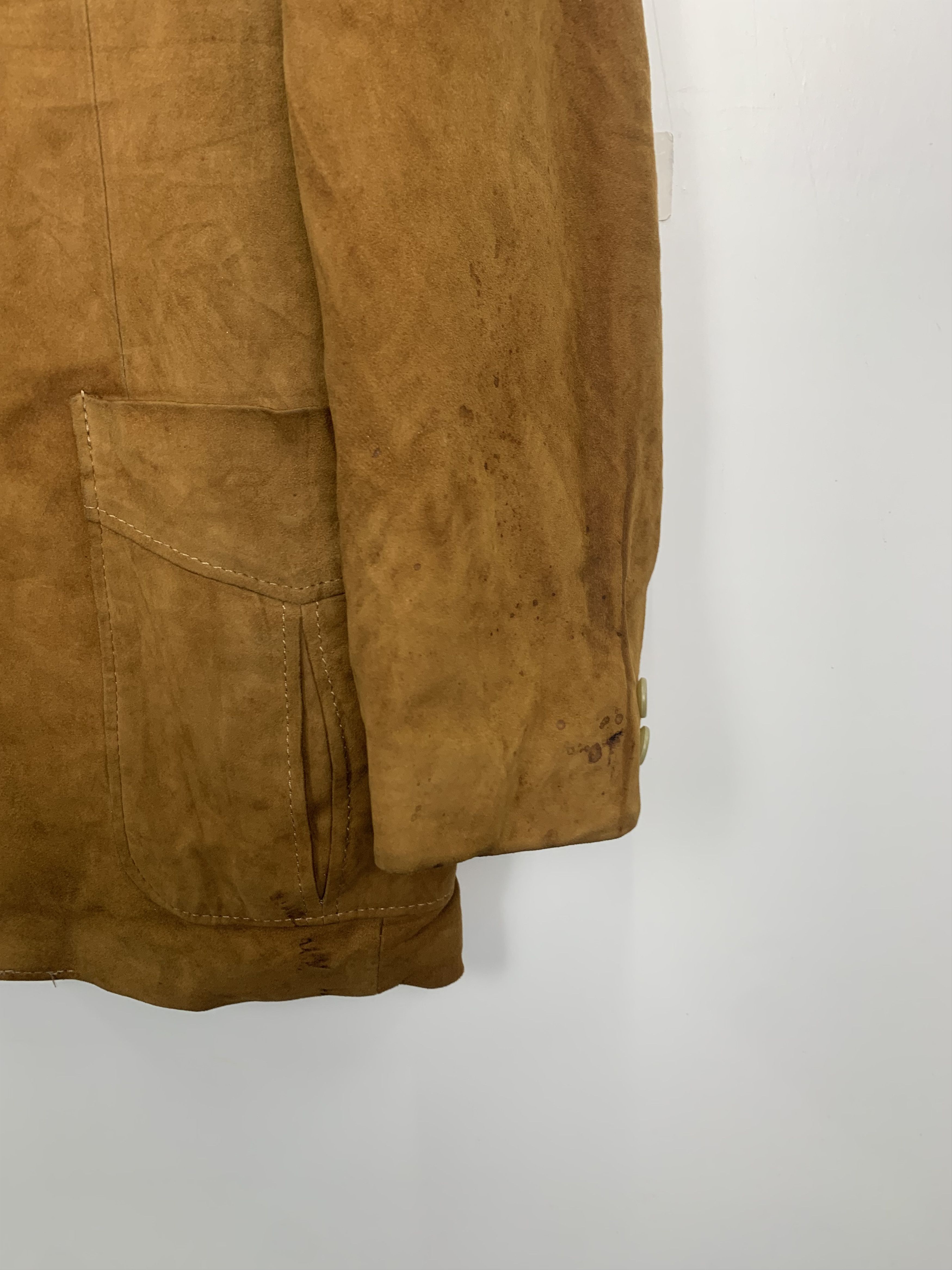 Vintage Vintage Japanese Brand Suede Leather Luxury Blazer J0795 Size US L / EU 52-54 / 3 - 7 Thumbnail