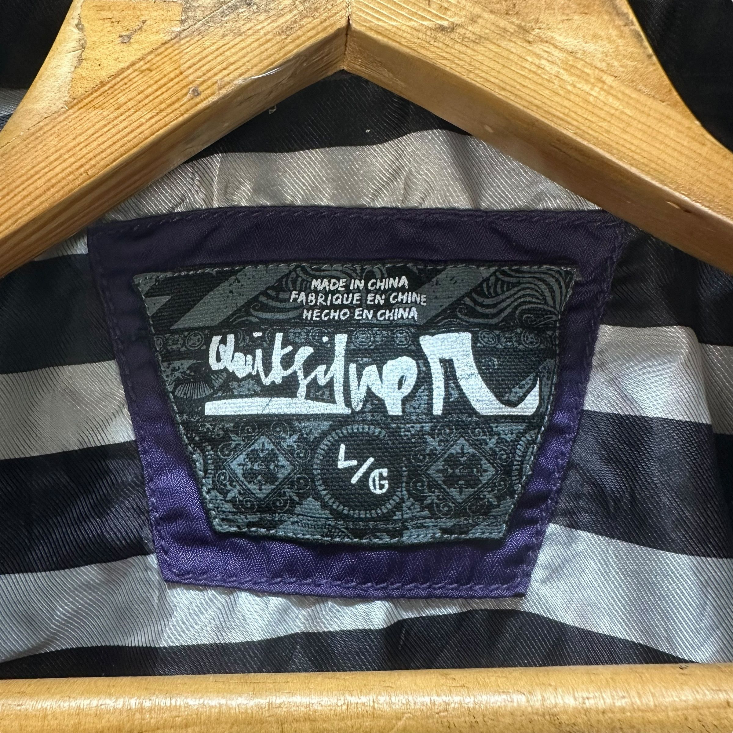 Quiksilver QUIKSILVER HOODED PURPLE JACKET #8733-023 Size US L / EU 52-54 / 3 - 7 Thumbnail