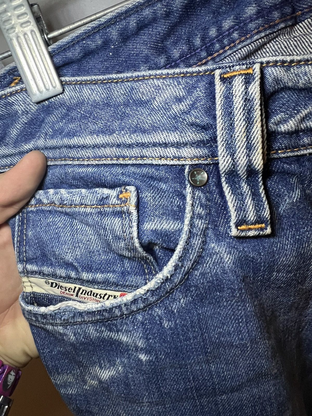 Diesel Vintage Diesel made in Italy distressed flared jeans Size US 29 - 15 Thumbnail
