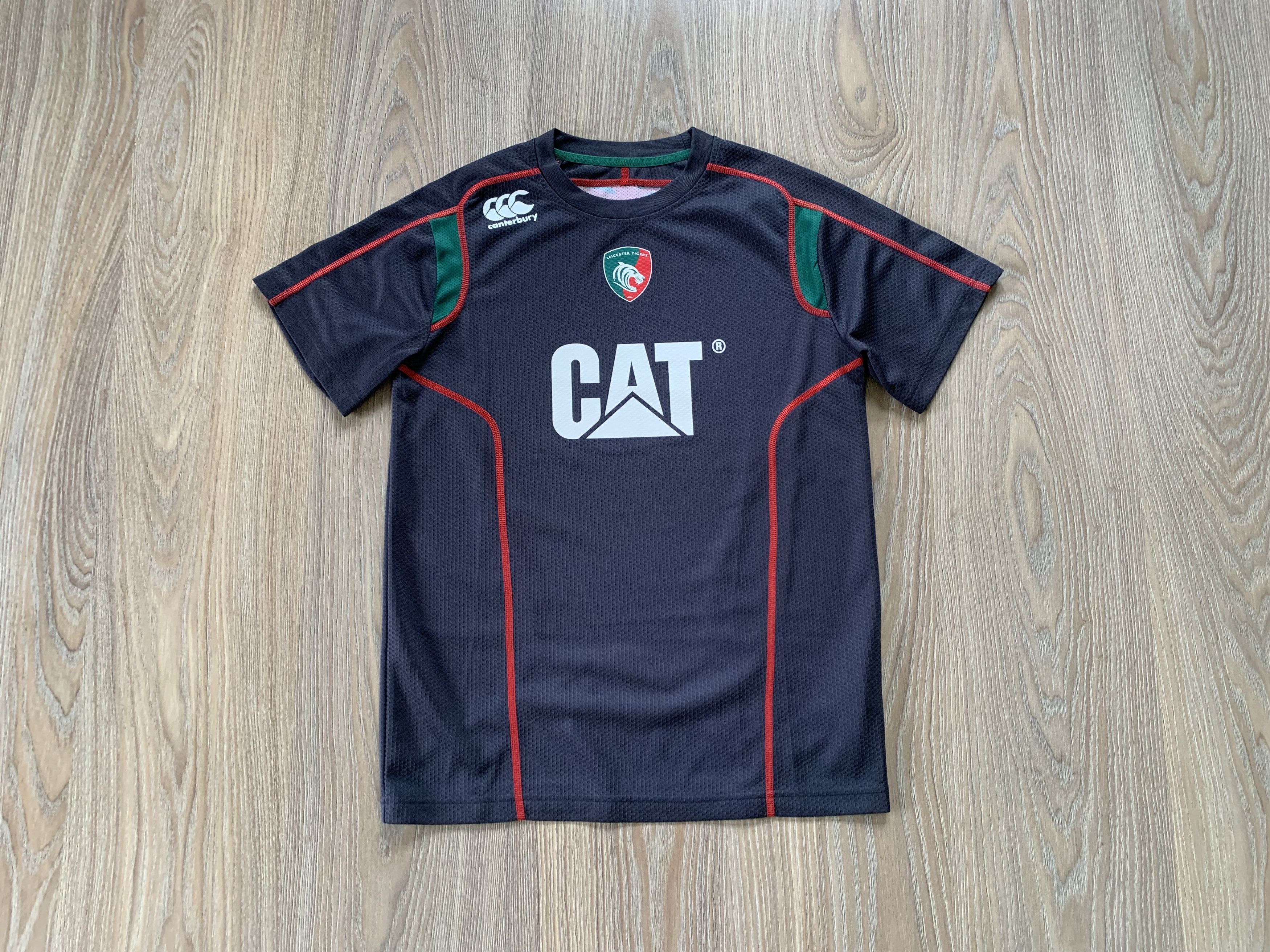 Canterbury of New Zealand Canterbury Leicester Tigers Training Rugby Youth Jersey Size US XXS / EU 40 - 1 Thumbnail
