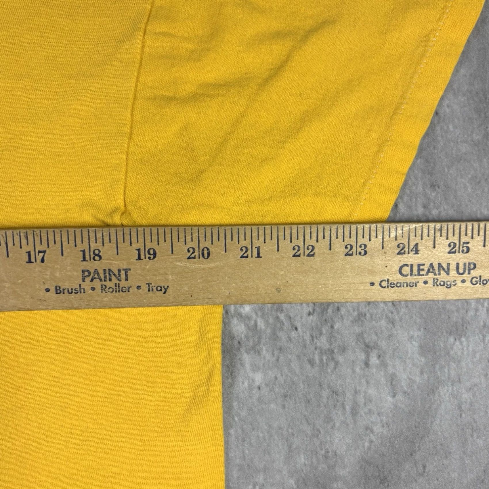 Russell Athletic VINTAGE Russell Athletic Gym T Shirt Yellow 80s Adult L Short Sleeve Crew Neck Cotton Solid Mens Size US L / EU 52-54 / 3 - 3 Thumbnail