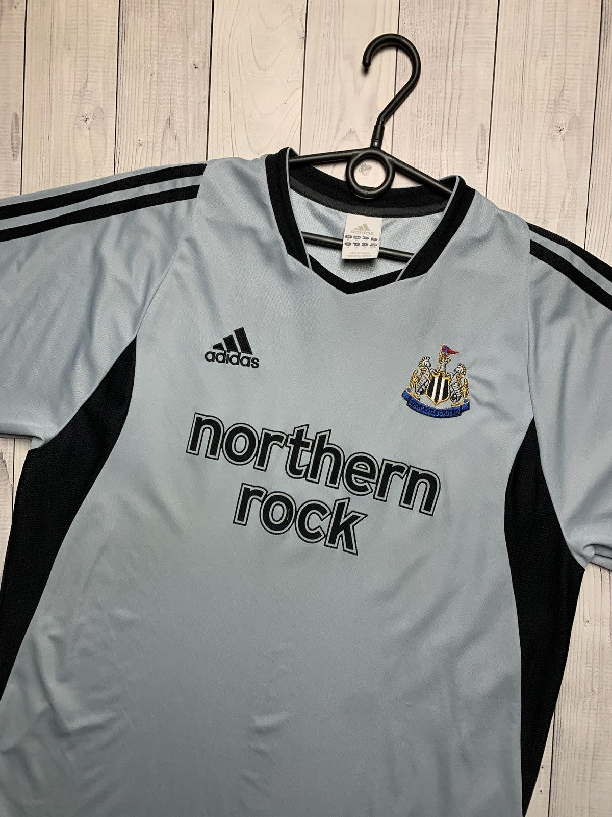 Adidas × Vintage Vintage new Castle United adidas soccer jersey size M rare Size US M / EU 48-50 / 2 - 2 Thumbnail