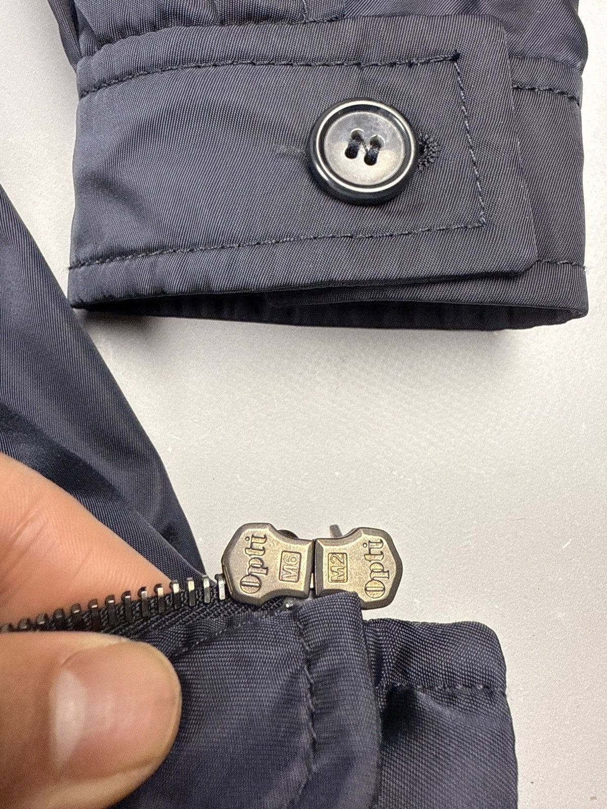 Prada Prada Vintage Navy Zip Jacket Minimal Luxury Clean Fit Size US M / EU 48-50 / 2 - 13 Thumbnail