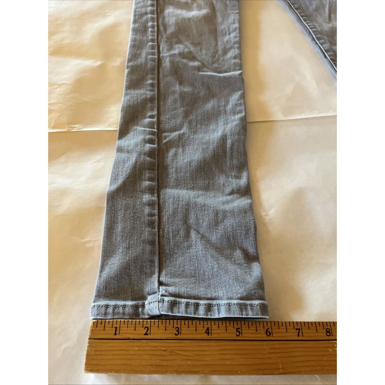 Levi's Levi’s Skinny Jeans Women’s 28x31 Gray Mid Rise Stretch Size 28" / US 6 / IT 42 - 7 Thumbnail