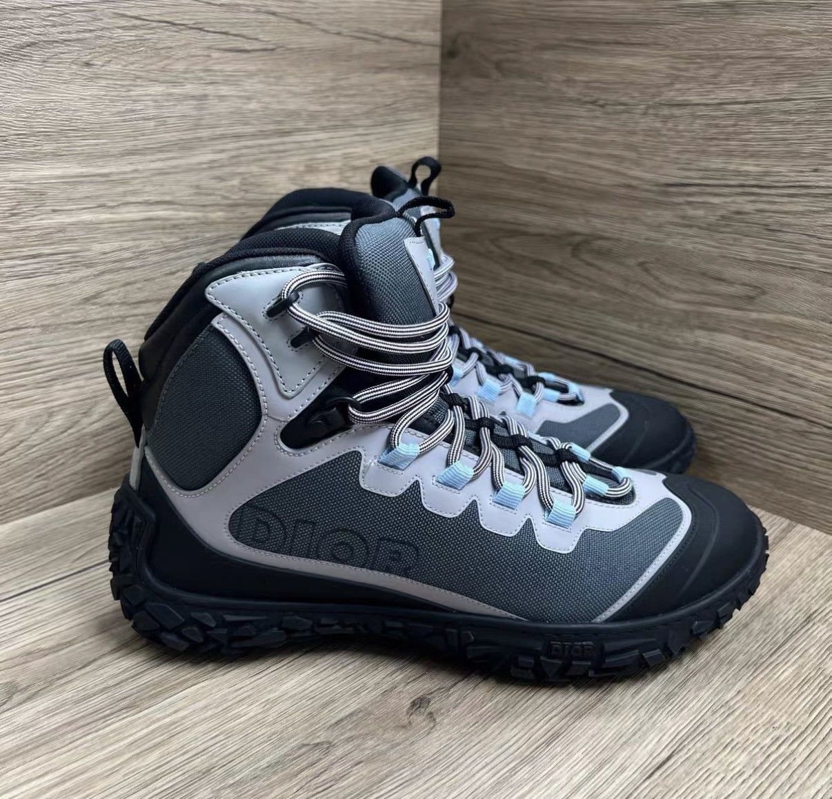 Dior Dior Izon Green and Grey Sneakers J41 Size US 8 / EU 41 - 3 Thumbnail
