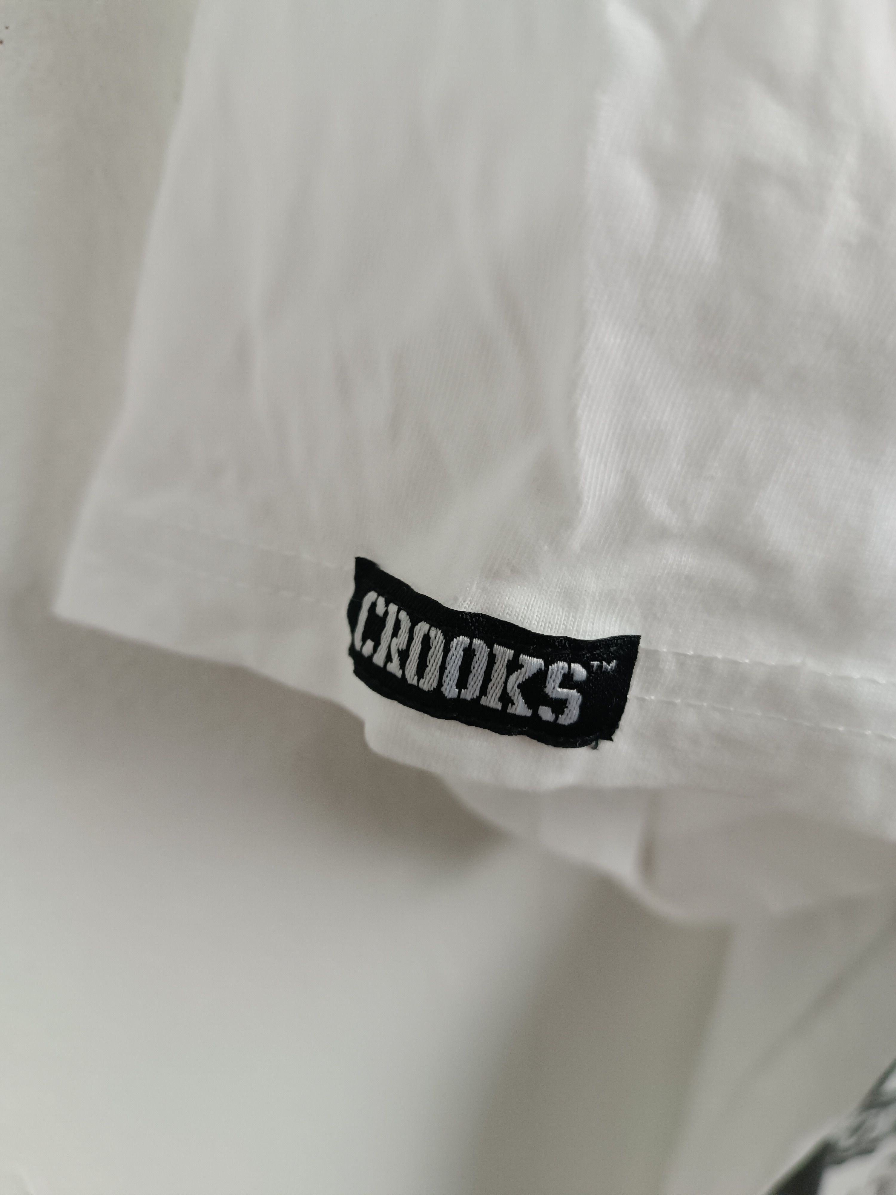 Crooks & Castles VINTAGE CROOKS & CASTLES MEDUSA OVERPRINT TEE VERY RARE Size US XL / EU 56 / 4 - 10 Thumbnail