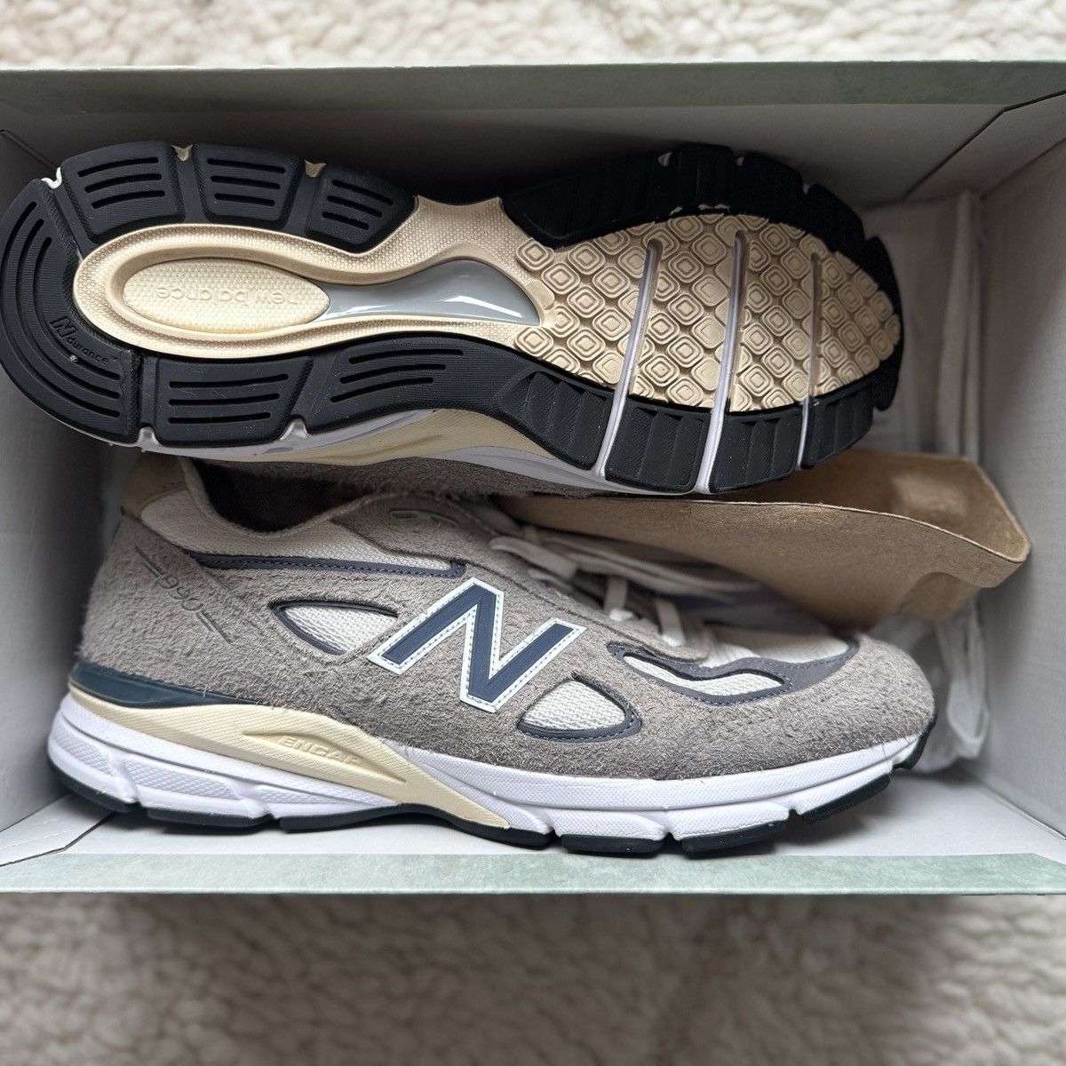 New Balance New Balance 990v4 MiUSA Grey Day (2023) Size US 9 / EU 42 - 4 Thumbnail