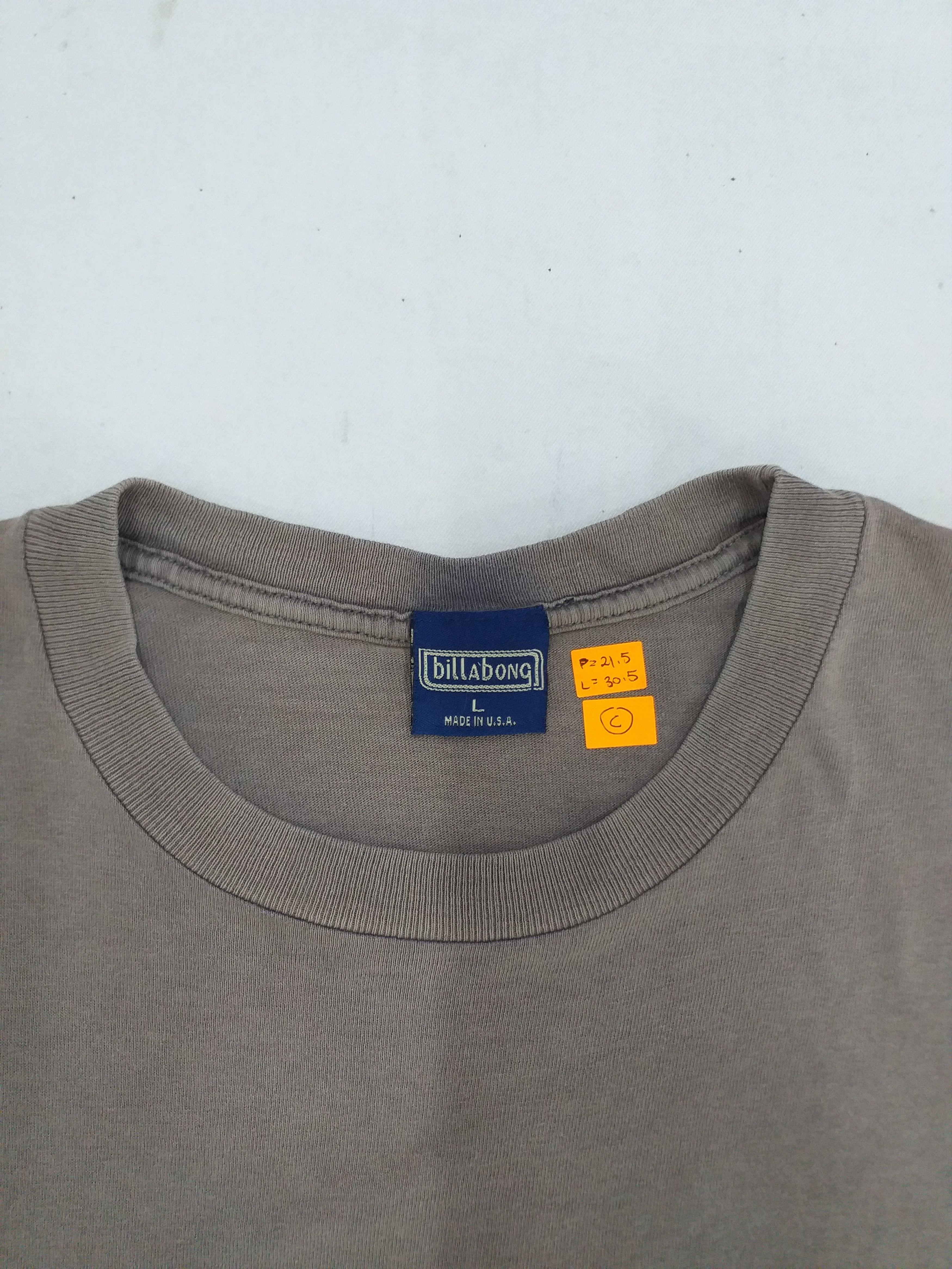Billabong 90s Vintage Billabong Australia Surfing Backhitt Tshirt-C079 Size US L / EU 52-54 / 3 - 5 Thumbnail
