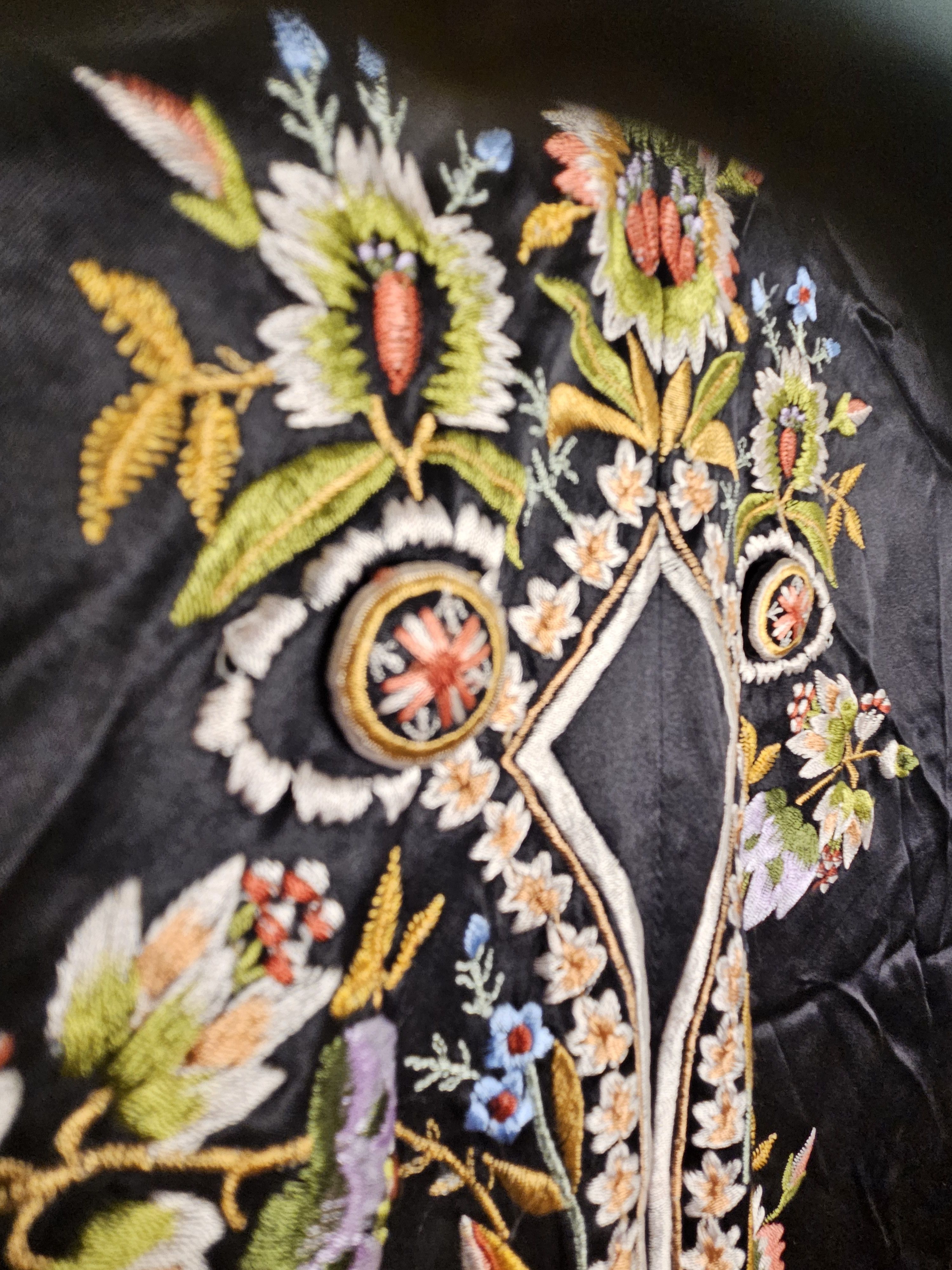 Other SUE WONG EMBROIDERD SILK FUR TRIM OPERA COAT Size M / US 6-8 / IT 42-44 - 6 Thumbnail