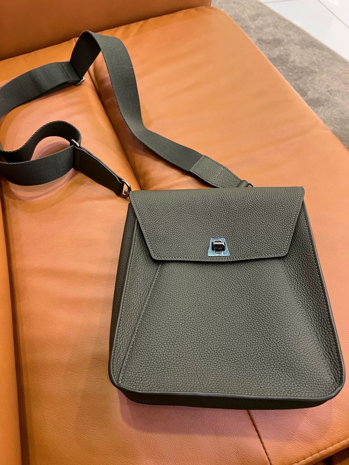 Akris Akris Calfskin Shoulder Bag Size ONE SIZE - 1 Thumbnail