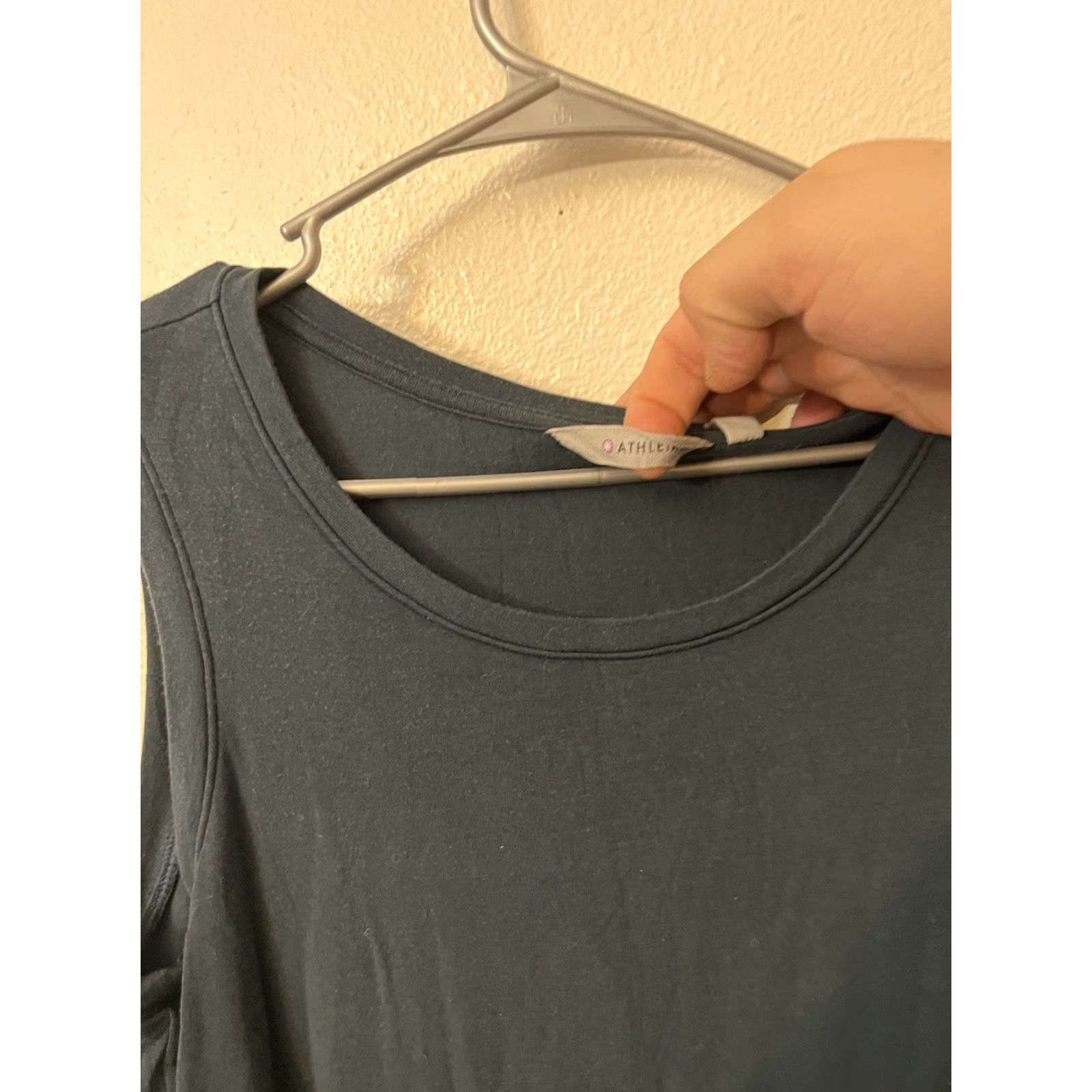 Athleta **Maxi Dress Navy Athleta Size M Side Slit Casual Vacation** User: **Maxi Navy Dress Size M Athleta Casual Side Slit Vacation** Size M / US 6-8 / IT 42-44 - 2 Thumbnail