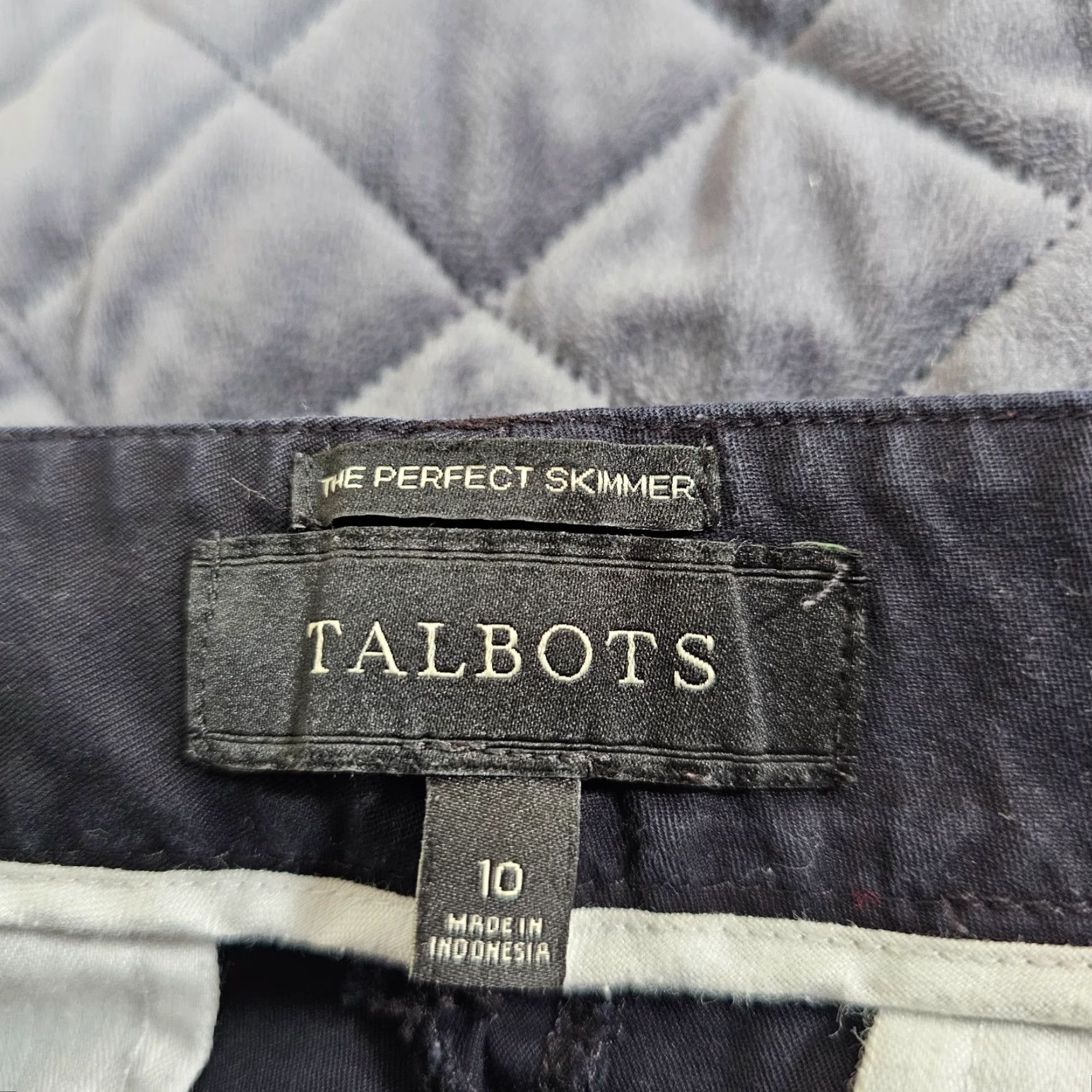 Talbots Talbots Black Cropped Pants Women's Size 10 Tapered Classic Fit Size 32" / US 10 / IT 46 - 3 Thumbnail