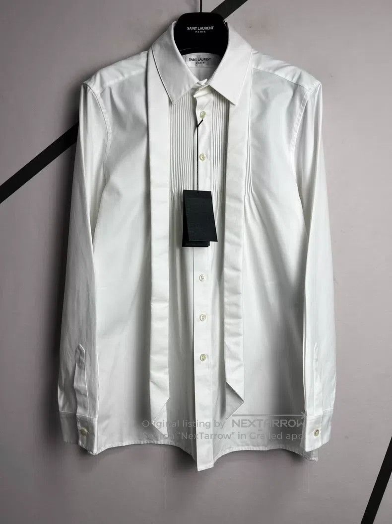 Saint Laurent Paris Saint Laurent Paris size 37 White Bowtie Accordion Shirt i Size US M / EU 48-50 / 2 - 1 Thumbnail