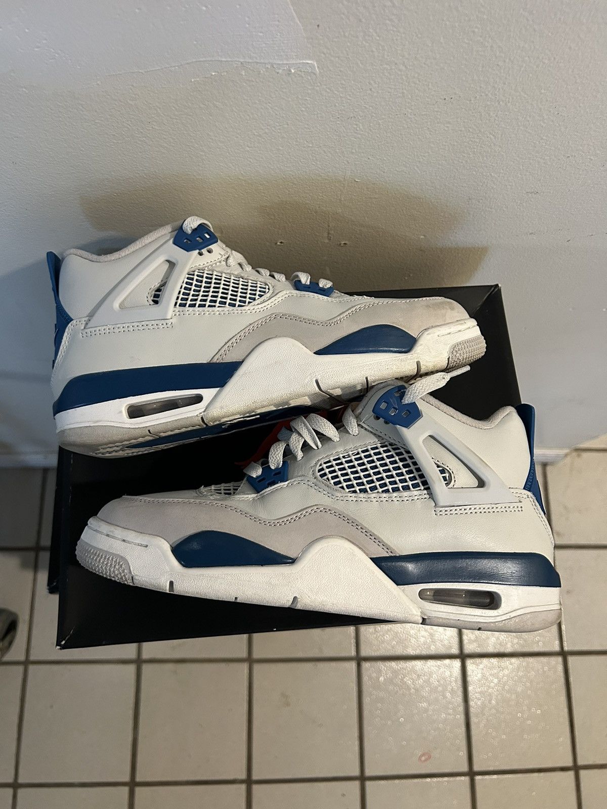 Jordan Brand × Nike Jordan 4 Military Blue Sz 7Y Size US 7 / EU 40 - 1 Thumbnail