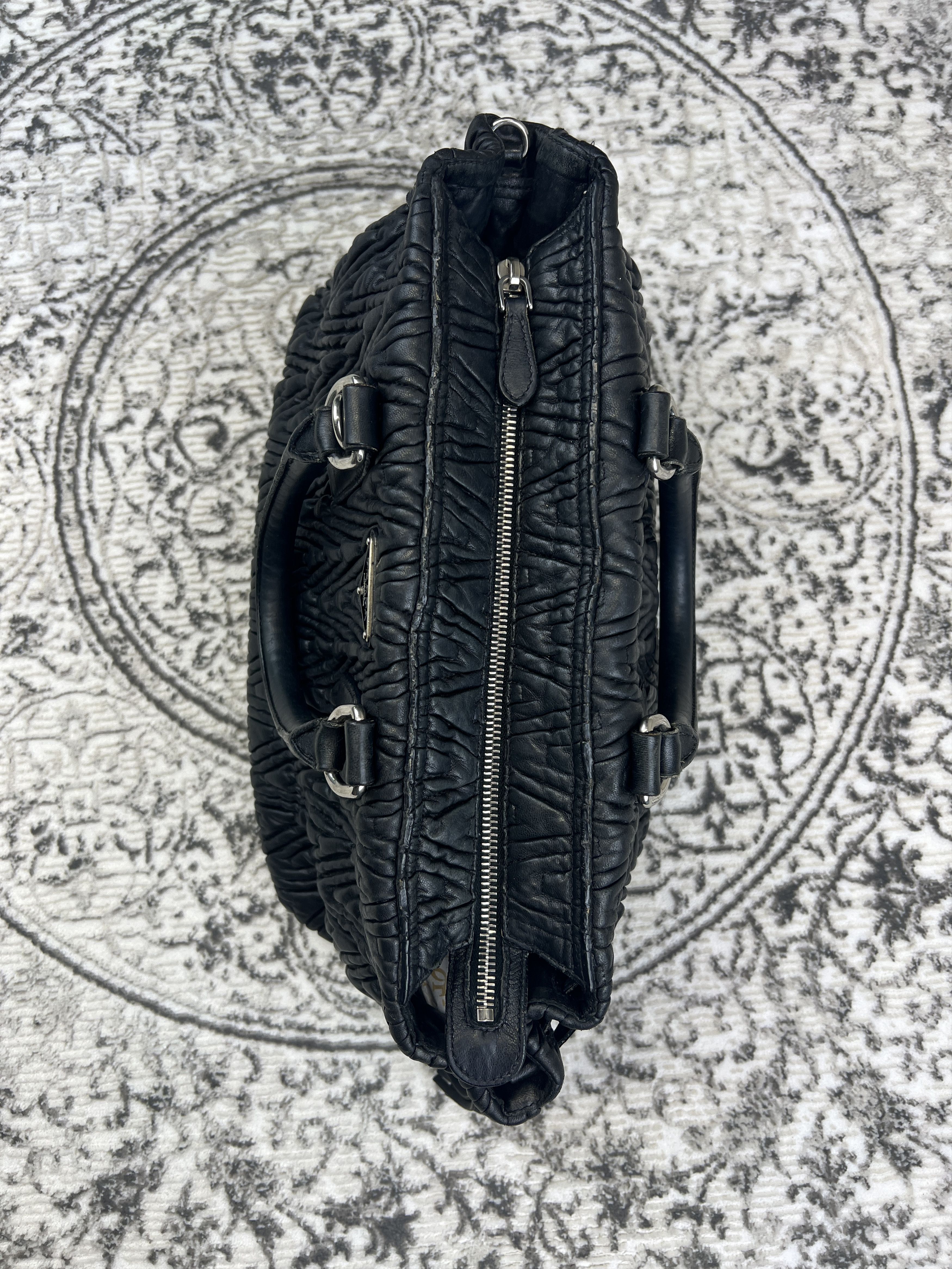 Prada Handbag Prada black leather Size ONE SIZE - 4 Thumbnail