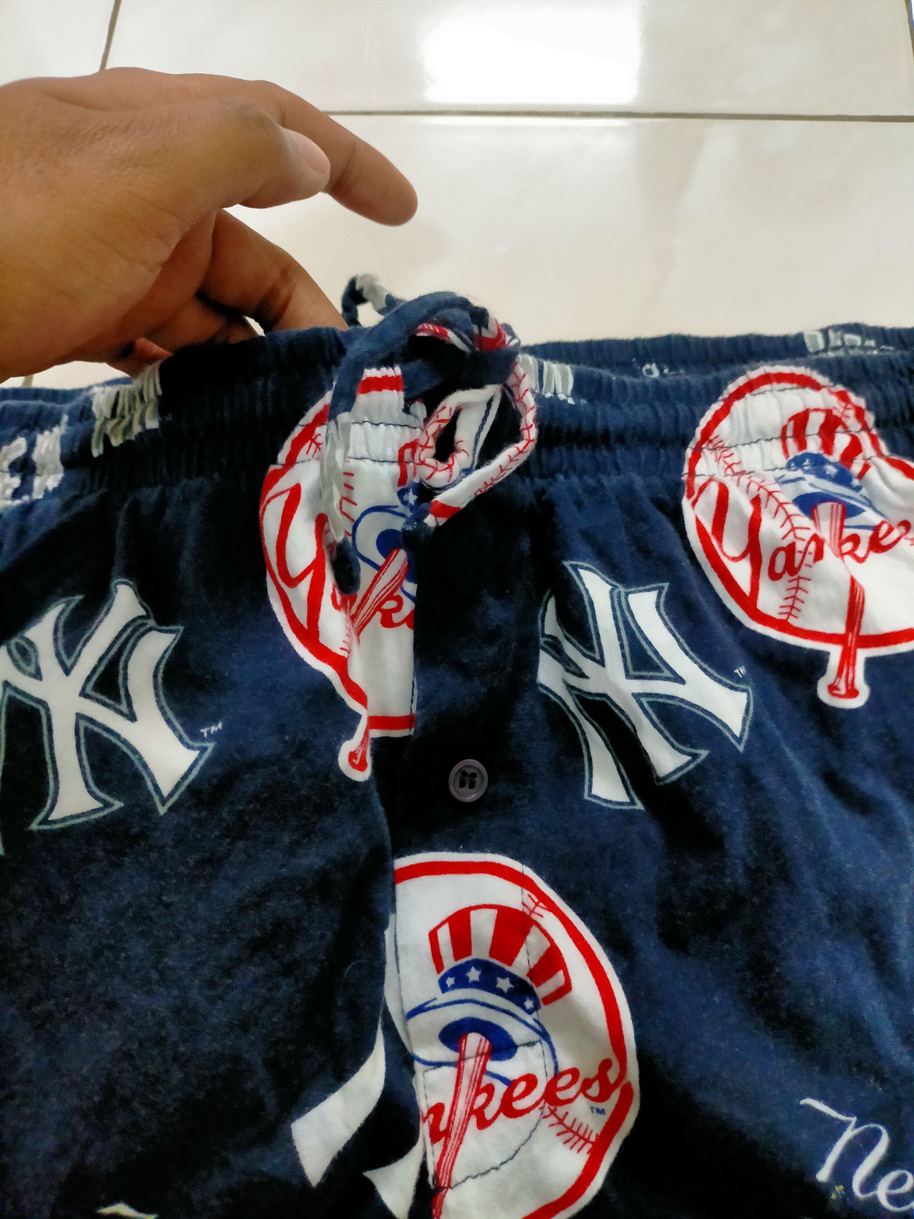 MLB × New York Yankees MLB Yankees Pyjamas Full Print Size US 35 - 3 Thumbnail