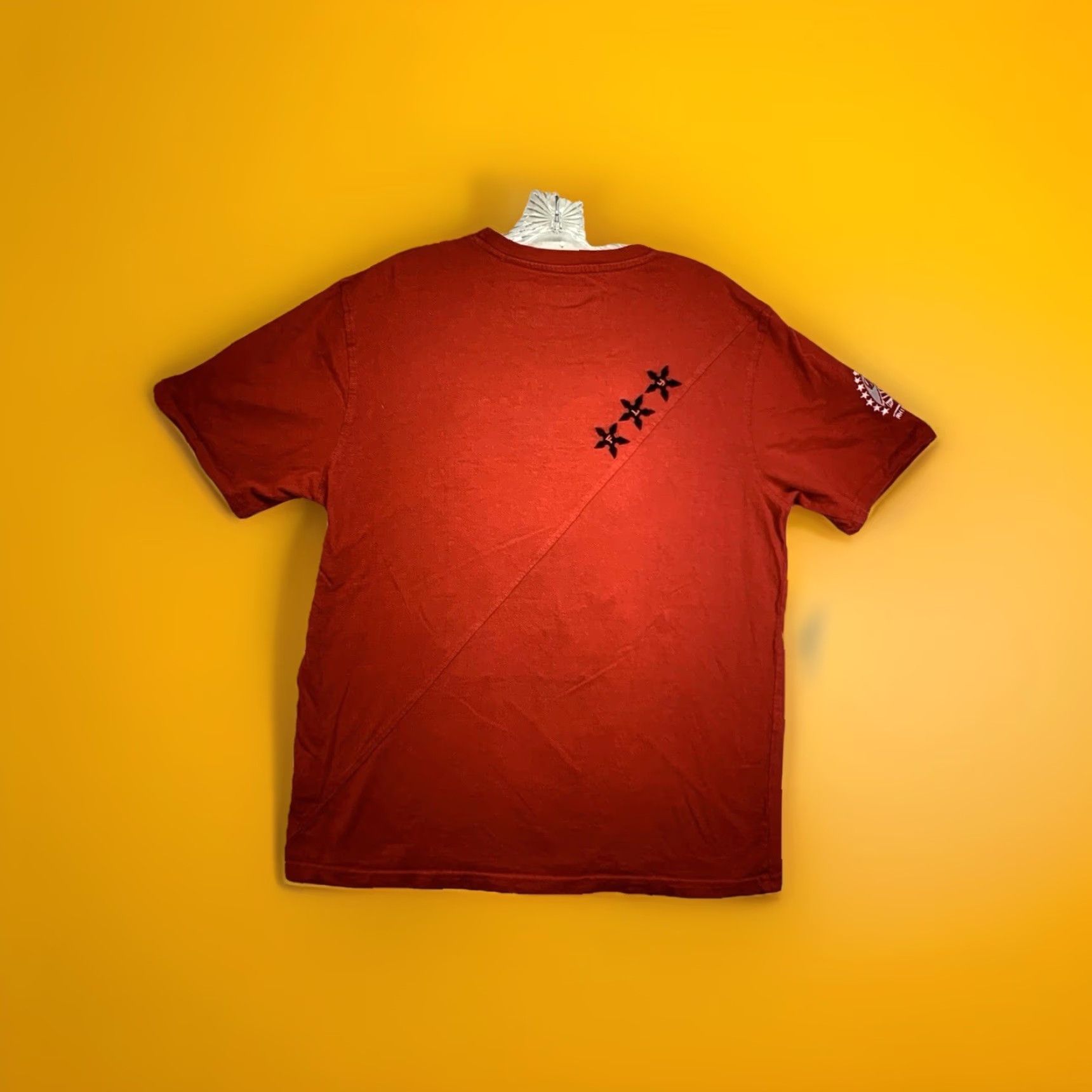 Born VINTAGE Born Fly New York Streetwear T-Shirt M Red Graphic Print Ninja Stars 90s Mens Size US M / EU 48-50 / 2 - 2 Thumbnail