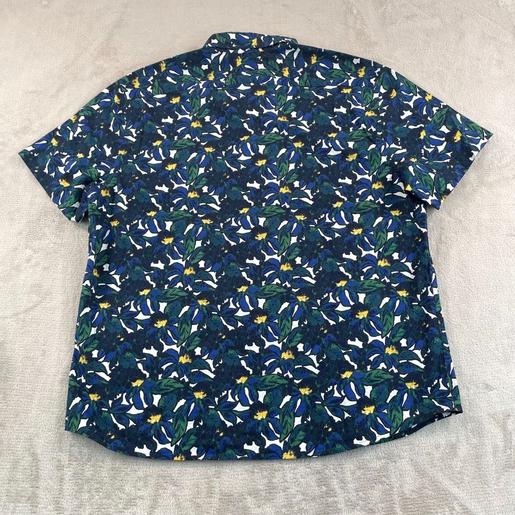 Banana Republic Banana Republic Hawaiian Shirt Men XL Multi Floral Slim Fit Short Sleeve Size US XL / EU 56 / 4 - 4 Thumbnail