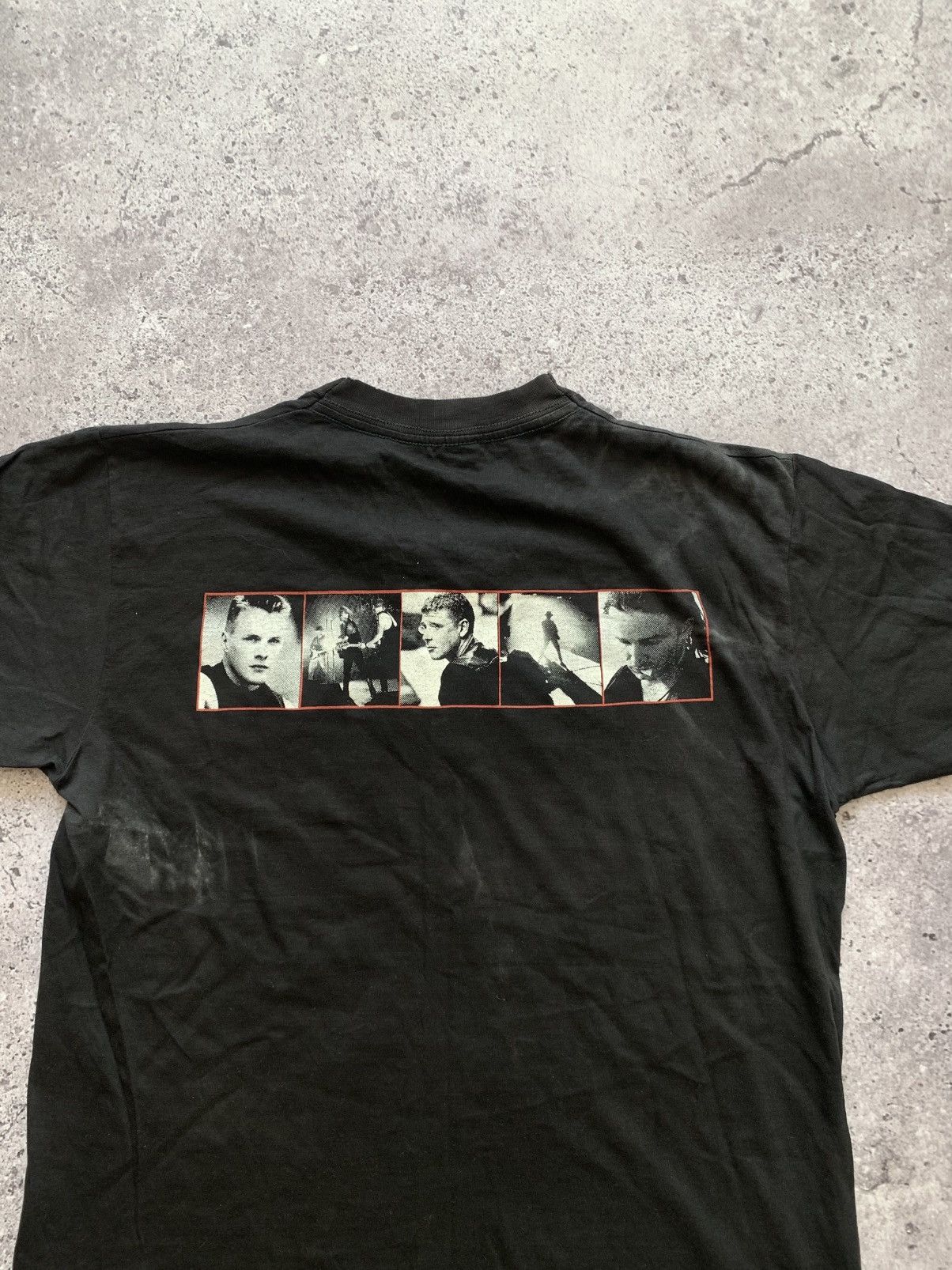 Band Tees 🔥VINTAGE U2 RATTLE AND HUM 1988 SINGLE STITCH T-SHIRT Size US S / EU 44-46 / 1 - 9 Thumbnail