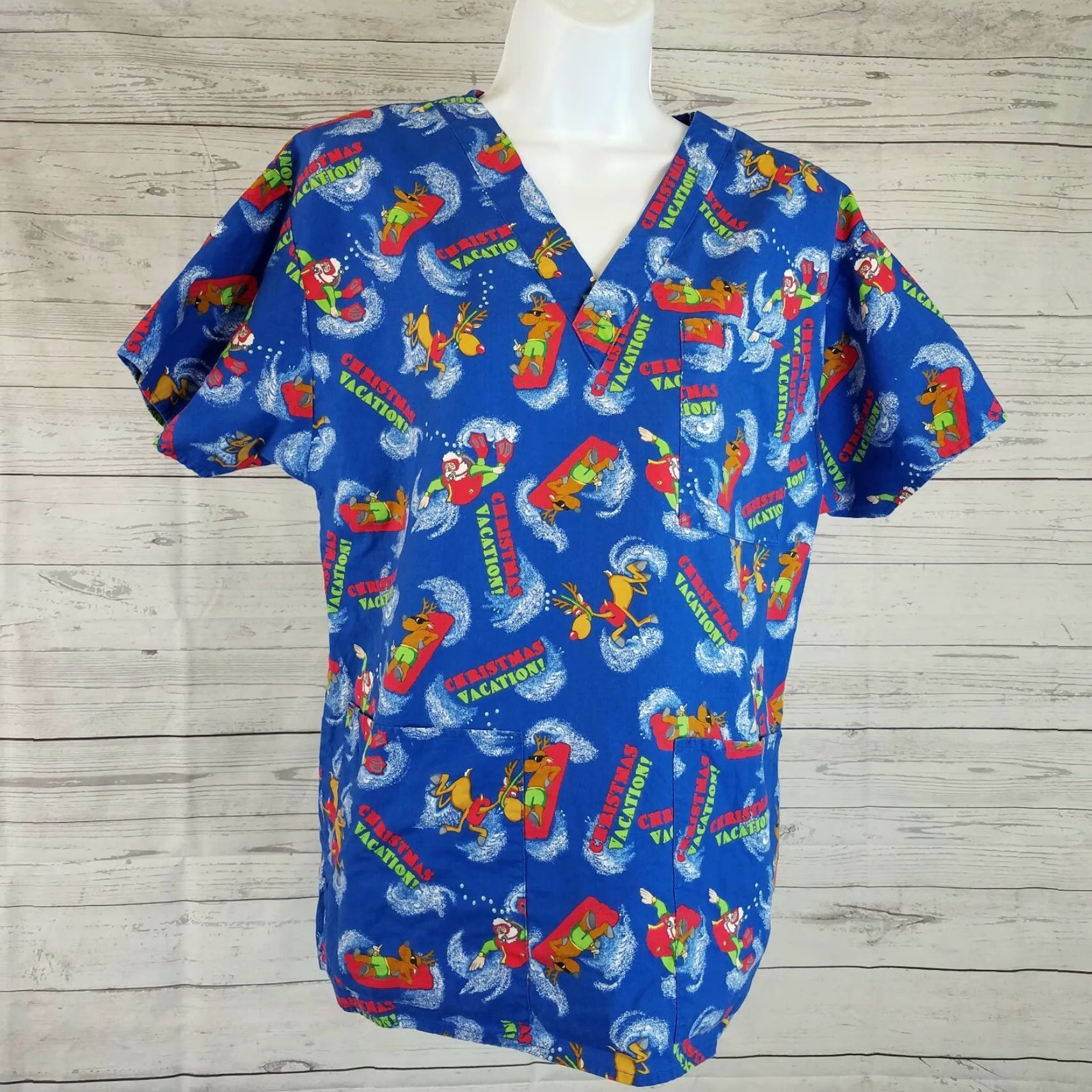 Vintage Comfy Cotton Scrubs Womens Top Sz S Santa Reindeer Blue Red Patterned 100% Cotton Shirt Womens Christmas Menusn’t Size S / US 4 / IT 40 - 2 Thumbnail