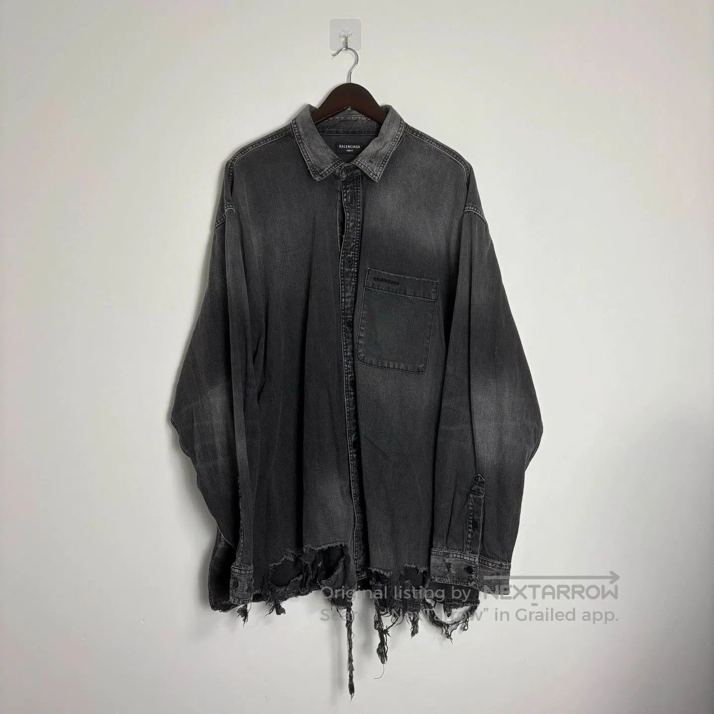 Balenciaga Balenciaga SS21 Ripped Denim Jacket Shirt. Size US L / EU 52-54 / 3 - 1 Thumbnail