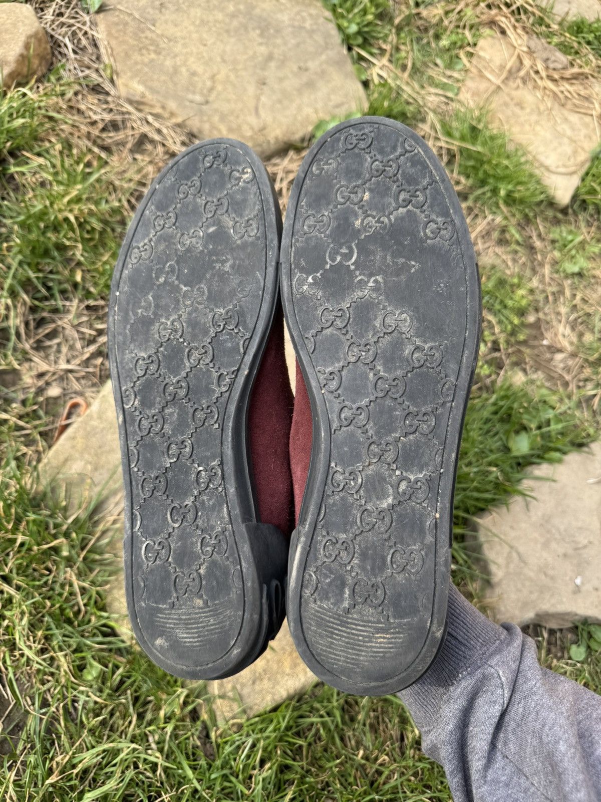 Gucci Gucci Low Top Suede Sneakers Size US 11 / EU 44 - 9 Thumbnail