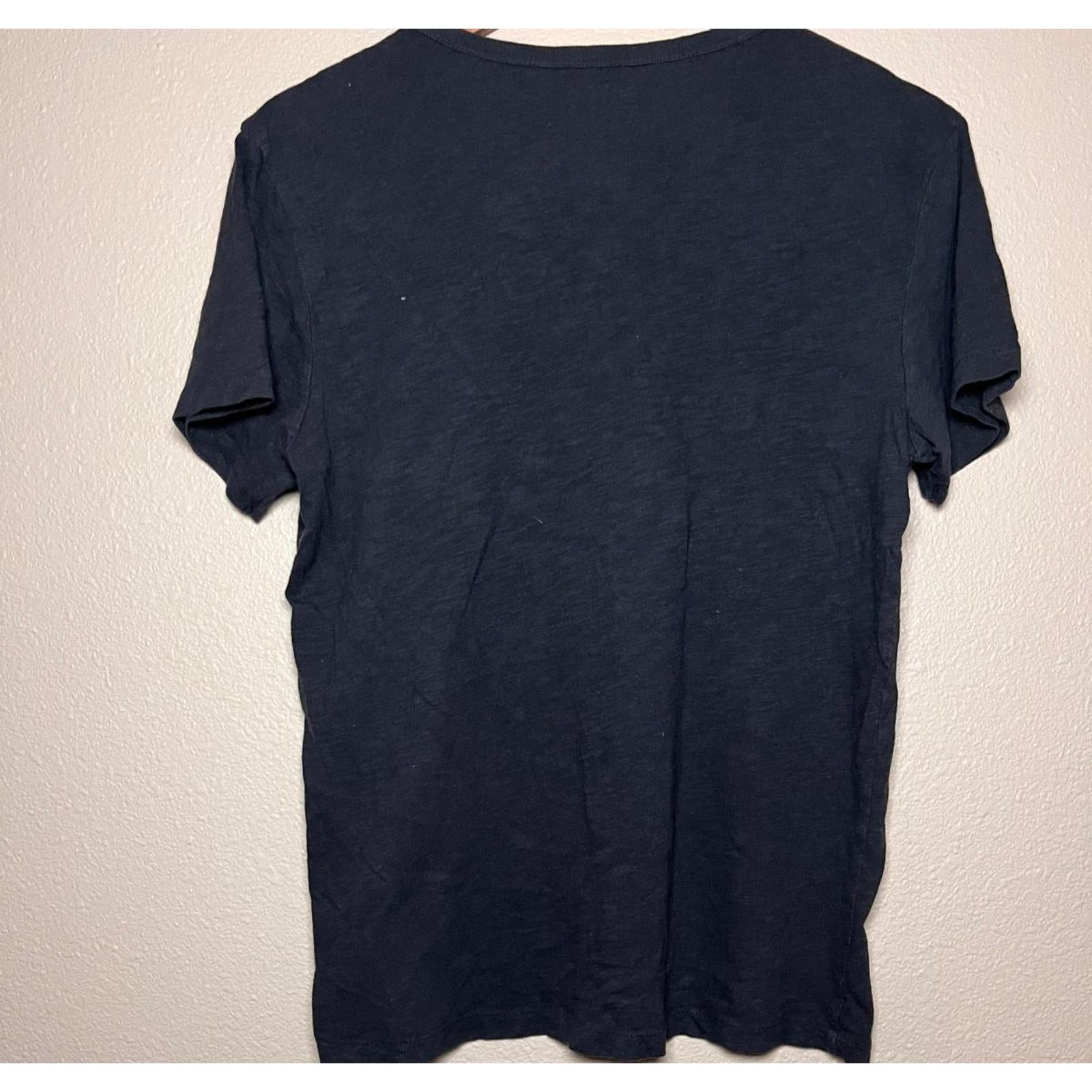 Lucky Brand 🎄 Lucky Brand x KISS “Merry KISSmas” Tee – Size S Size US S / EU 44-46 / 1 - 2 Thumbnail