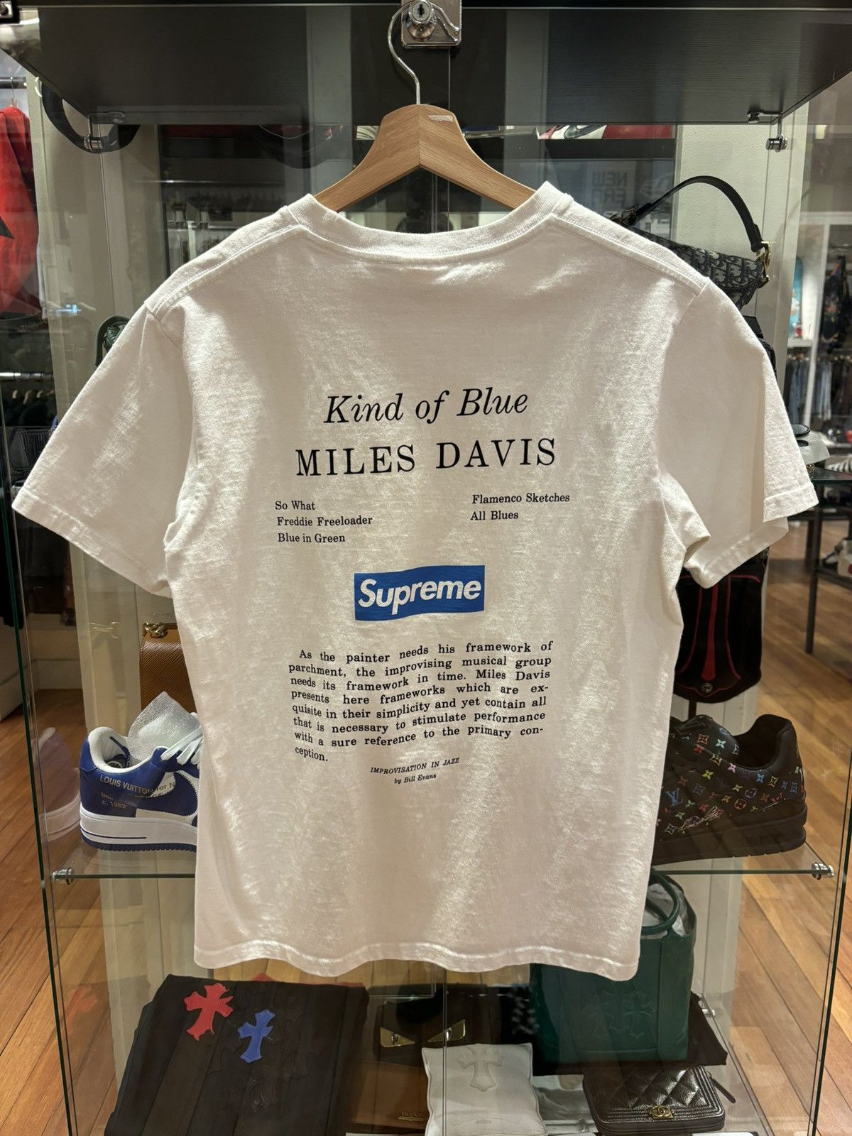 Supreme Supreme Miles Davis Tee Size US M / EU 48-50 / 2 - 2 Thumbnail