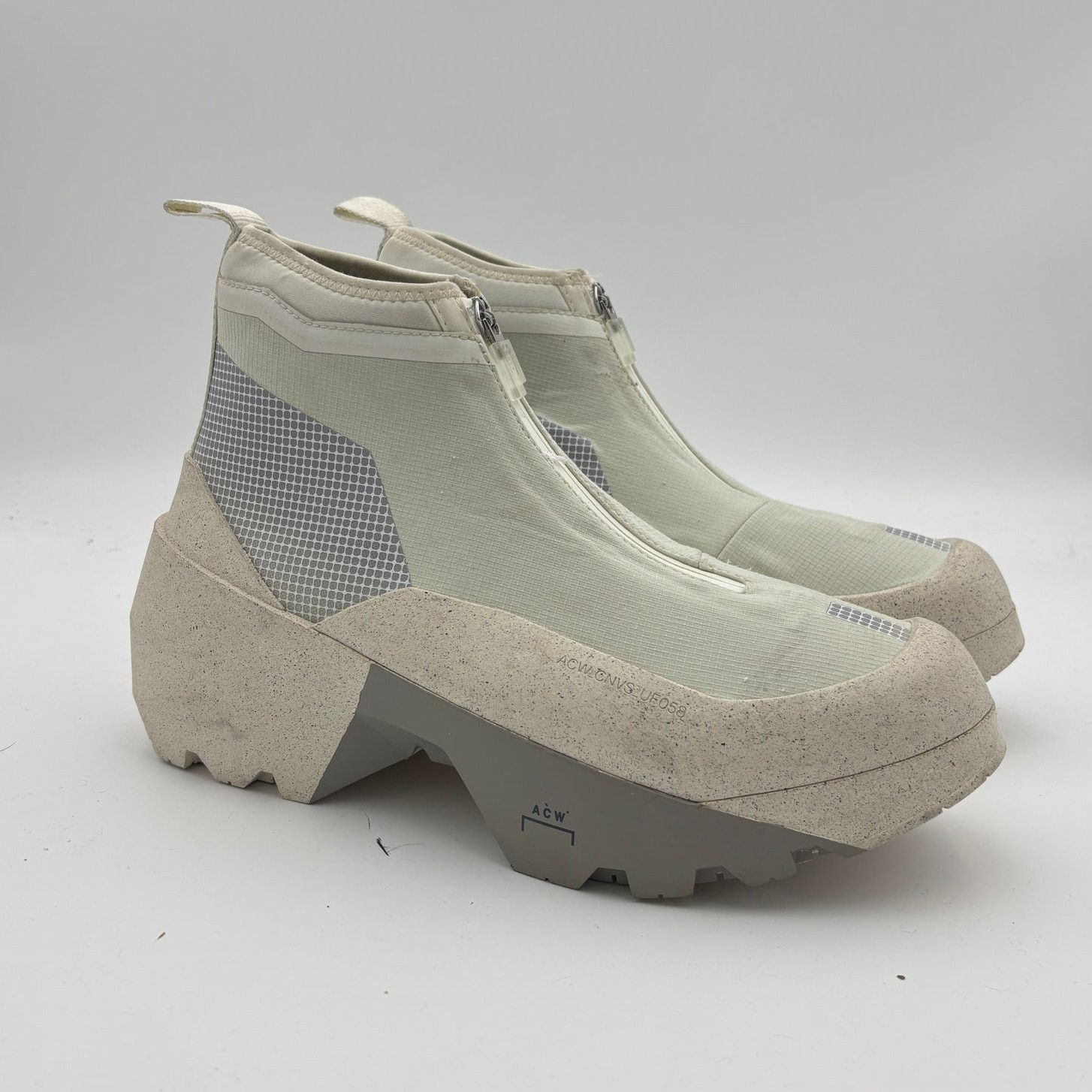 A-COLD-WALL* × Converse Converse A Cold Wall Chuck 70 Geo Sneakers Lily White Mens 9 Size US 9 / EU 42 - 1 Thumbnail