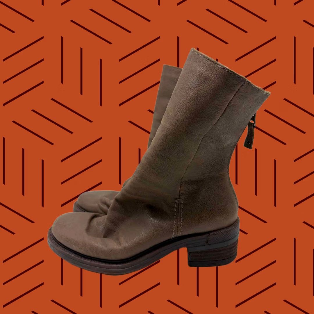 Vintage Pre-Owned OBT Brown Size 8 Ankle Boot Size US 8 / IT 38 - 1 Thumbnail