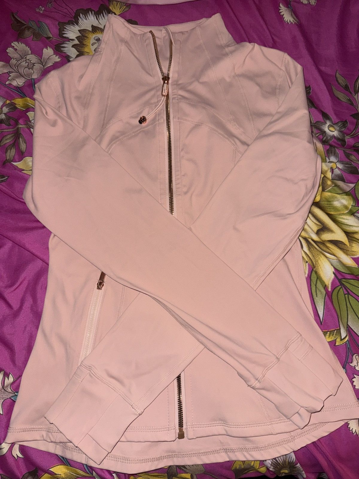 Lululemon Rose and gold lululemon Size S / US 4 / IT 40 - 1 Thumbnail