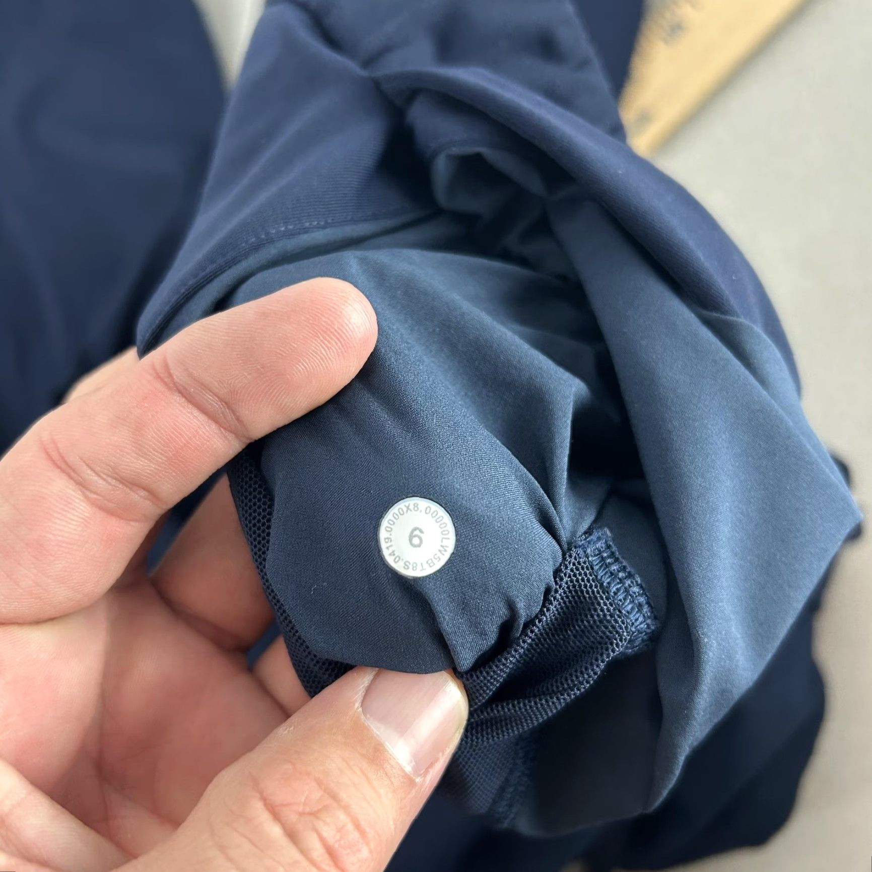 Lululemon Lululemon Womens Jogger Pants Blue 6 - Pockets Elastic Waist Drawstring Tapered Knit Activewear Gym & Training Sportswear Men/Women? Size 28" / US 6 / IT 42 - 7 Thumbnail