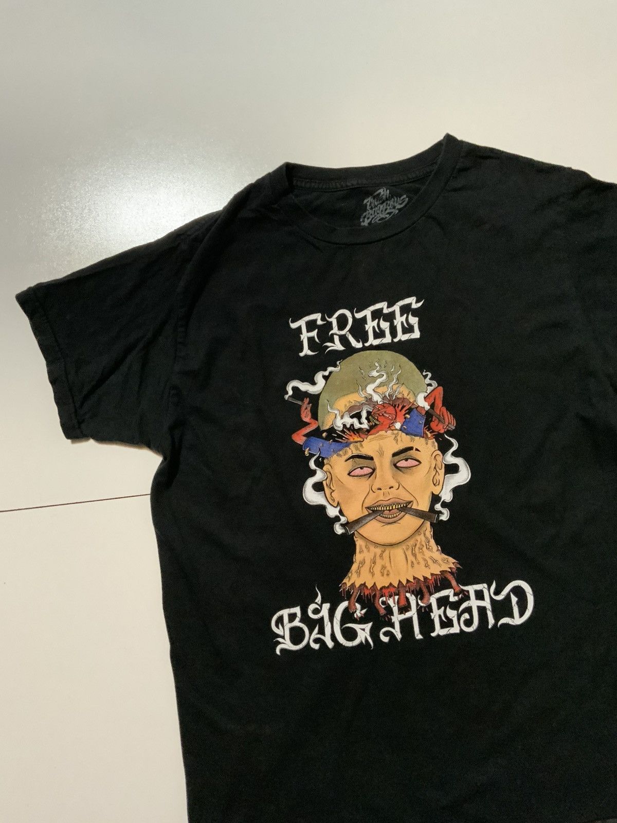 Other Trash Bag Boys Dispensary Free Big Head Smoke Blunt T-Shirt Size US M / EU 48-50 / 2 - 3 Thumbnail