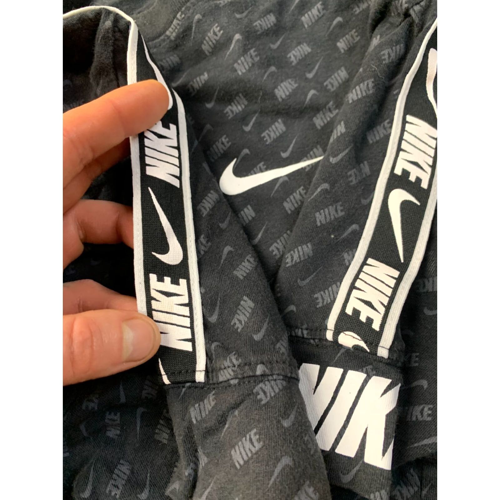 Nike Nike T-Shirt Shirt Men Size S Black Logo Jersey 100% Cotton Short Sleeve 2021 DD3777-010 Size US S / EU 44-46 / 1 - 4 Thumbnail