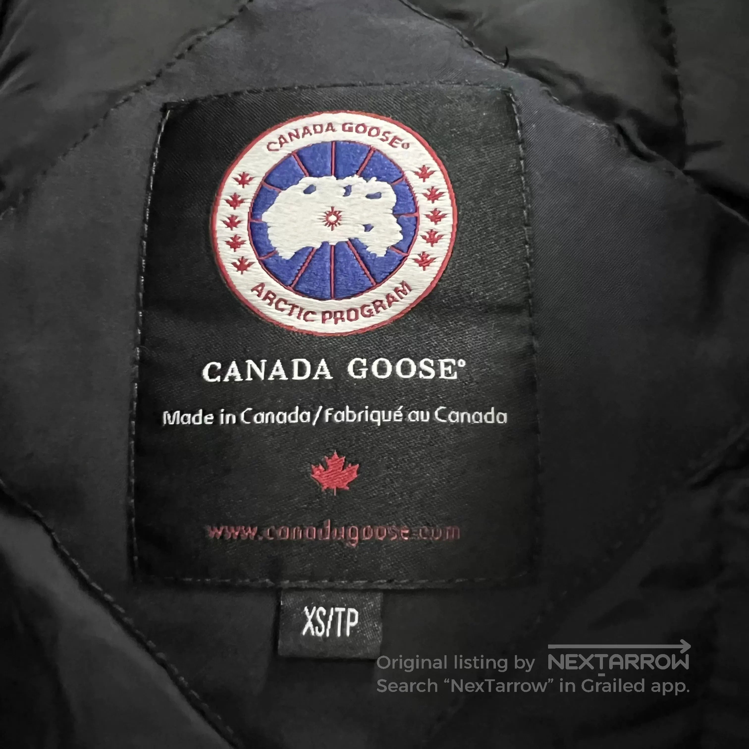 Canada Goose Canada Goose Solid Logo Embroidered Down Jacket XS. Size XS / US 0-2 / IT 36-38 - 3 Thumbnail