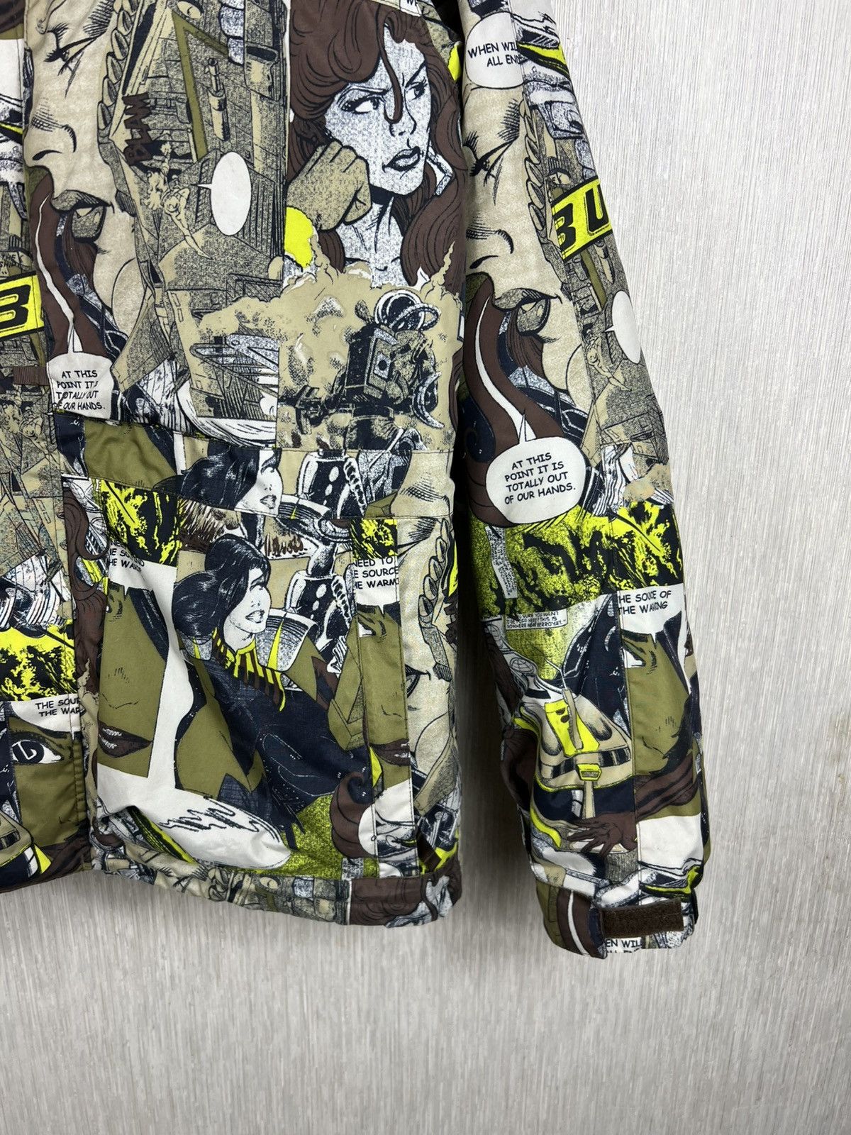 Burton Vintage Burton full print comics ski jacket snow gorpcore Size US M / EU 48-50 / 2 - 5 Thumbnail