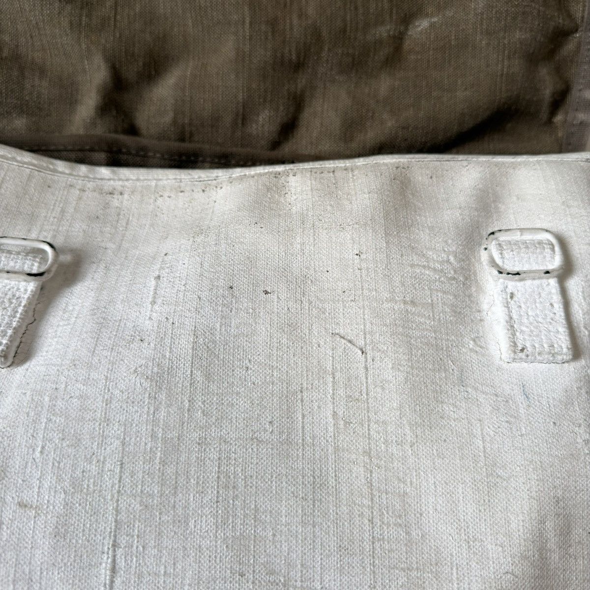 Maison Margiela ⓪ ① ⓪ Artisanal White Painted Army Satchel Size ONE SIZE - 14 Thumbnail