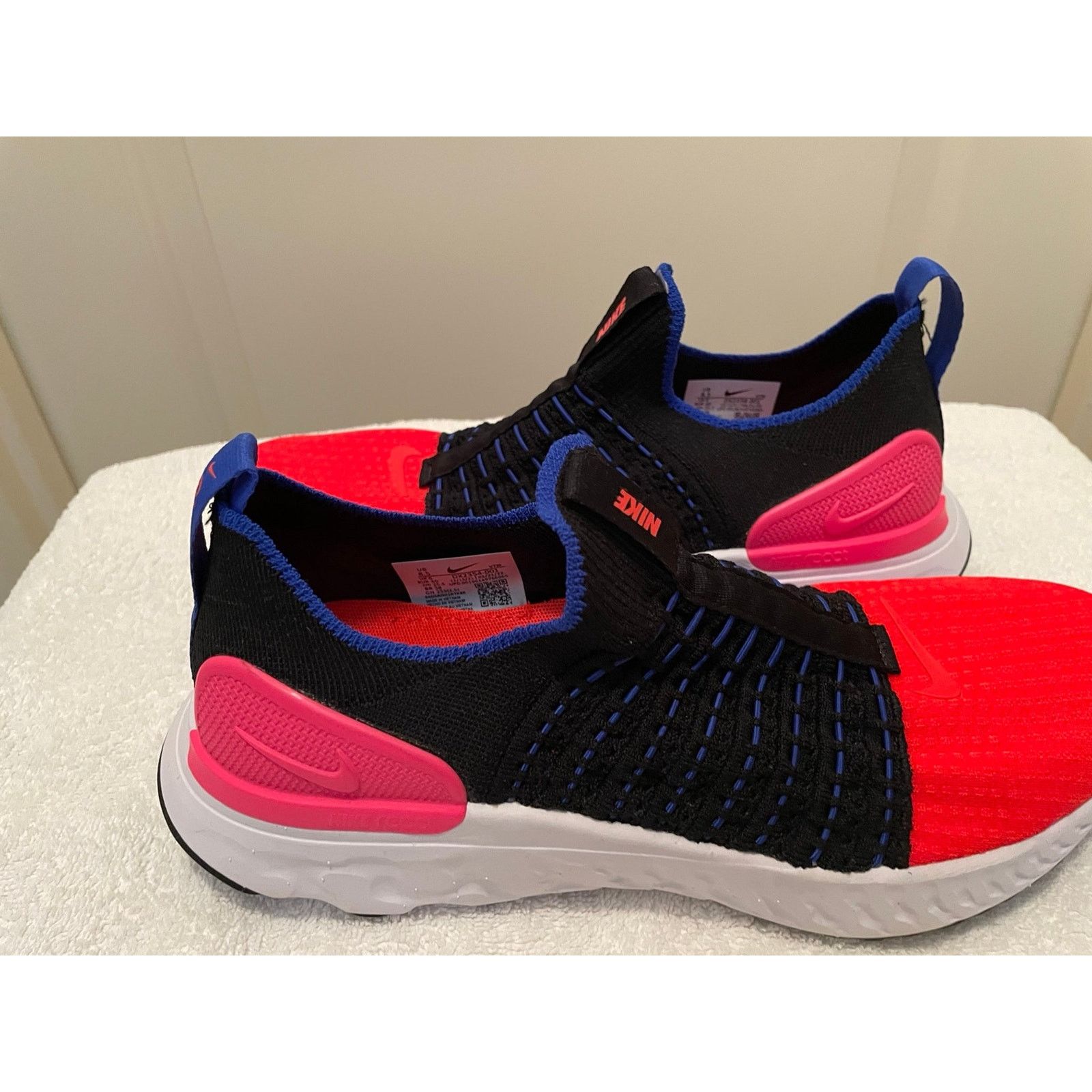 Nike Nike React Phantom Run Flyknit 2 Slip On Running Shoe Size US 8.5 / IT 38.5 - 10 Thumbnail