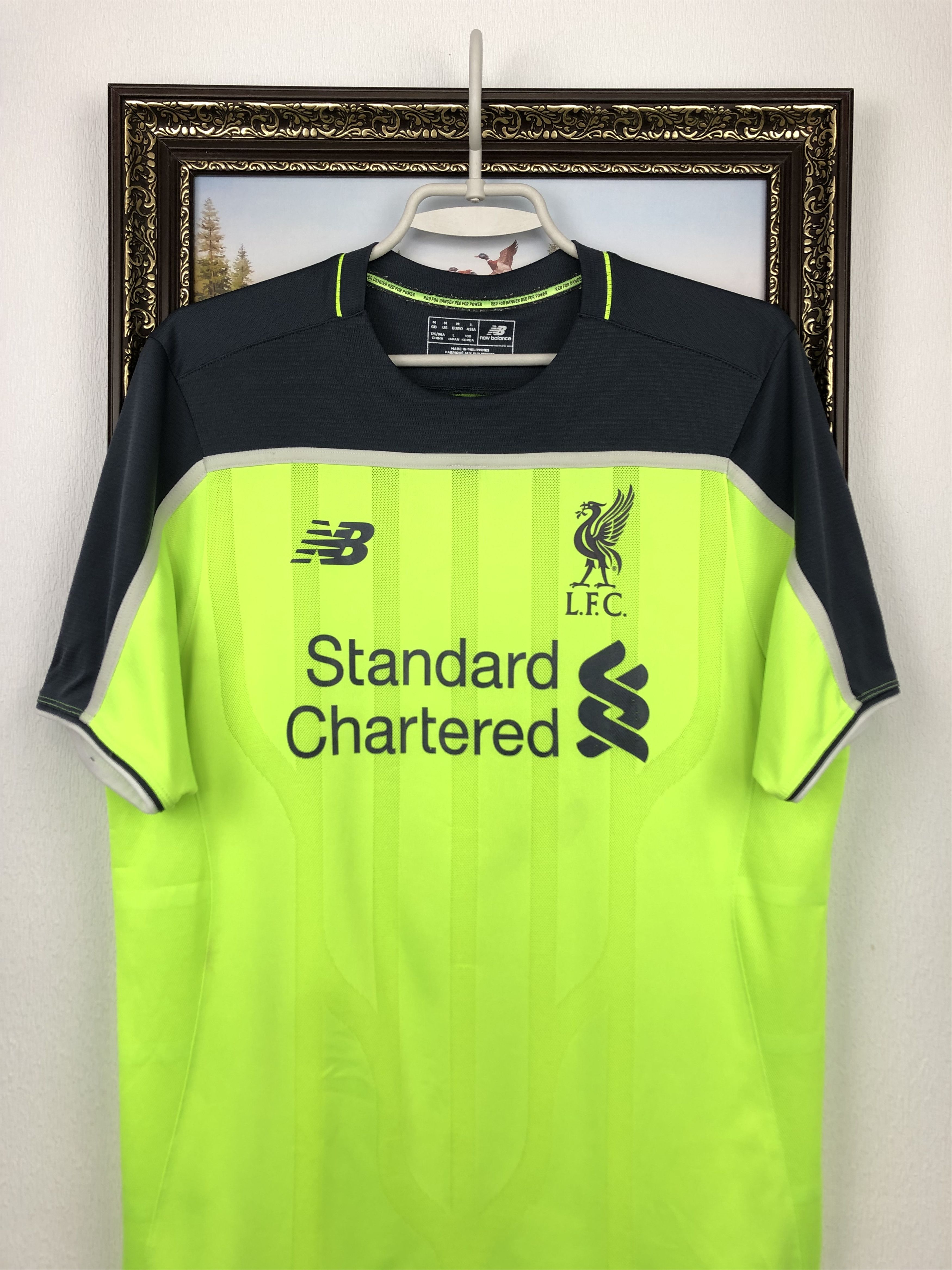 New Balance Liverpool football shirt 2016 Soccer YNWA Jersey Trikot Size US M / EU 48-50 / 2 - 2 Thumbnail