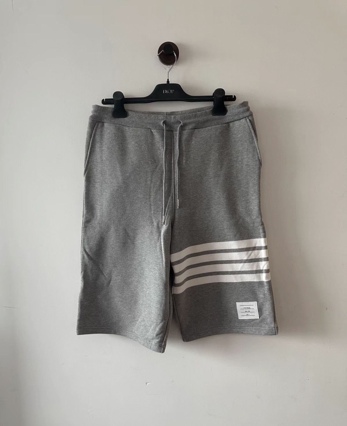 Thom Browne Thom Browne Size 4Shorts, Men's 4 2501-XY Size US 36 / EU 52 - 1 Thumbnail