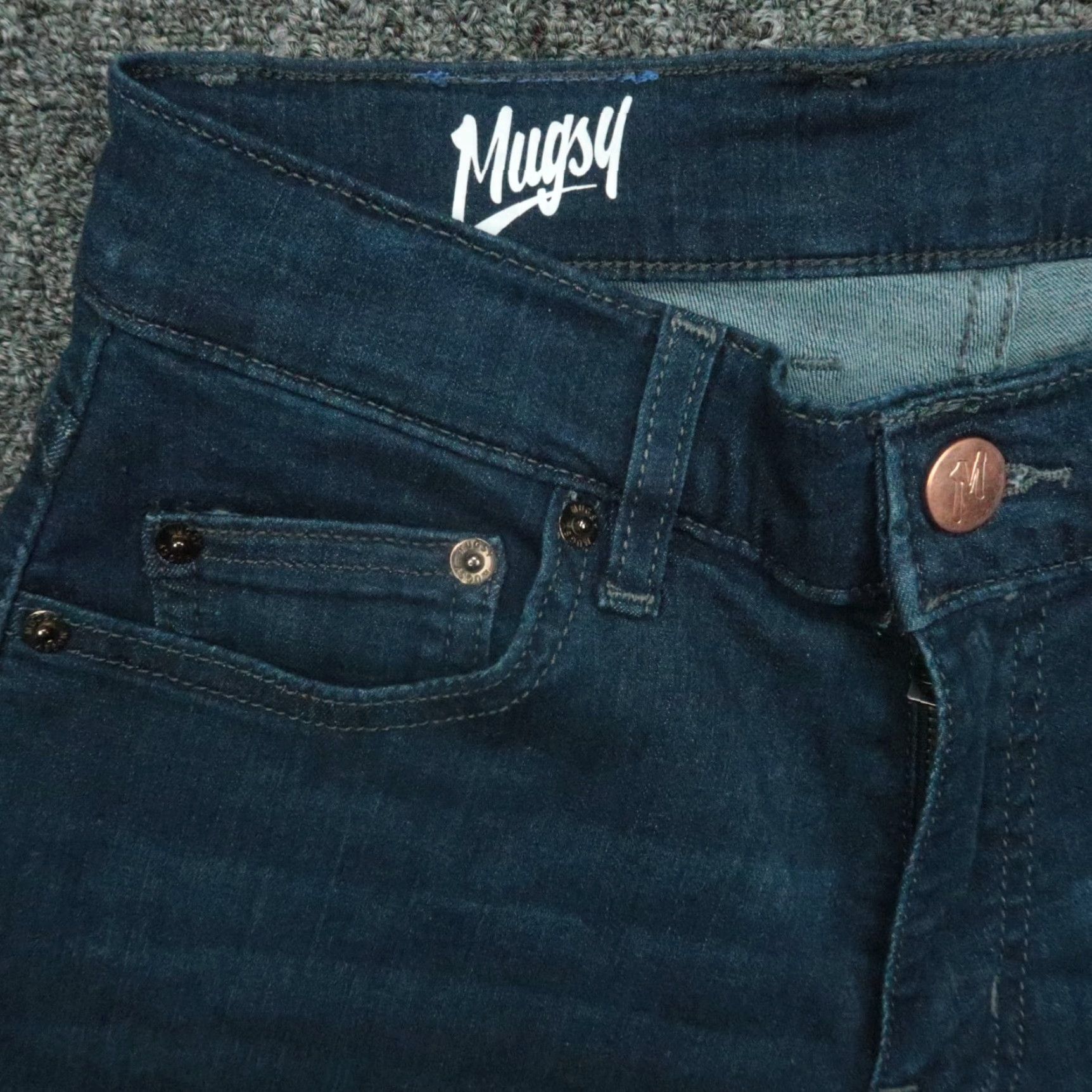 Mugsy Jeans Mens 30x32 Blue Fultons 5 Pocket Straight Stretch Dark Wash Denim Button Zip