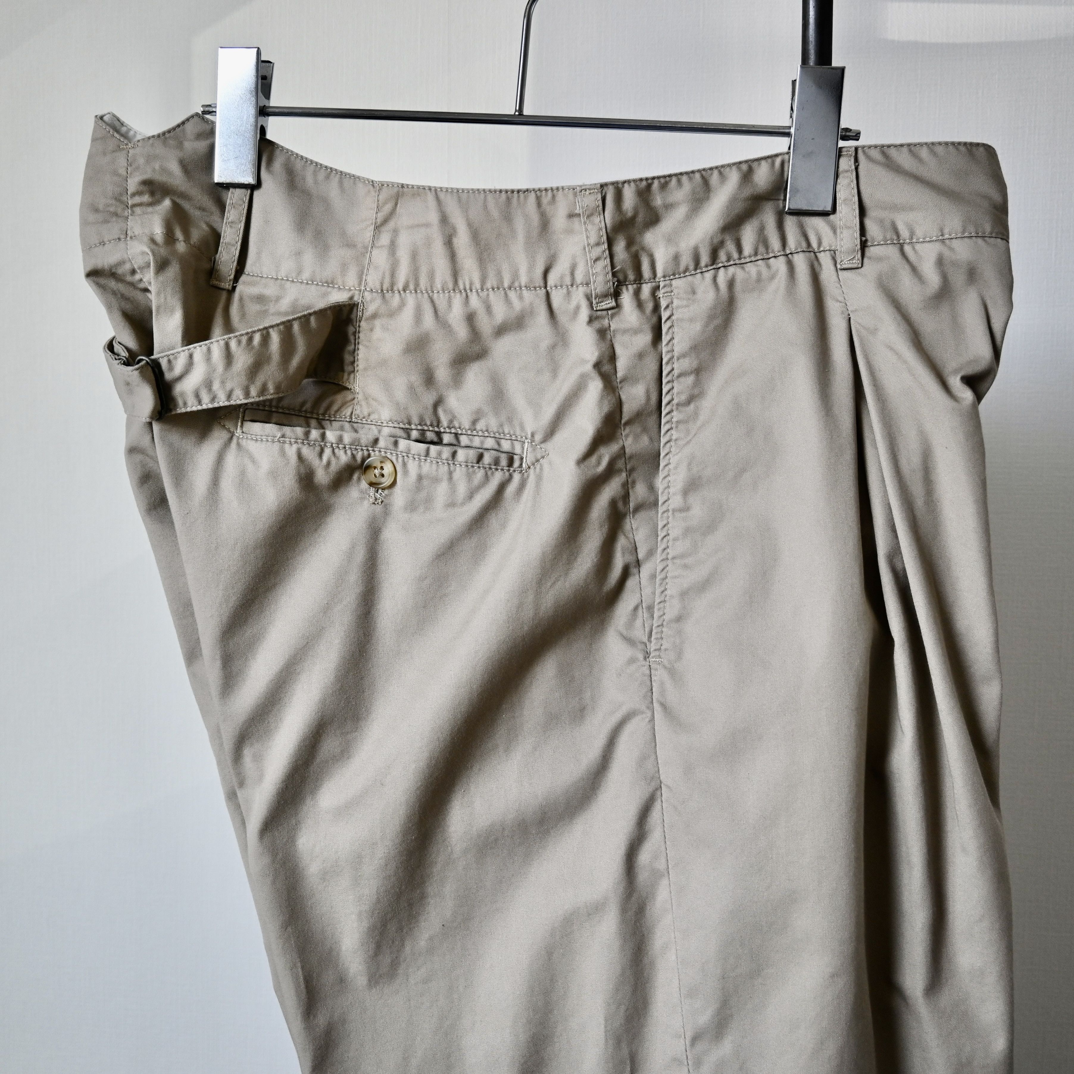 Engineered Garments Engineered Garments buckled back plus-four 3/4 twill shorts Size US 32 / EU 48 - 9 Thumbnail