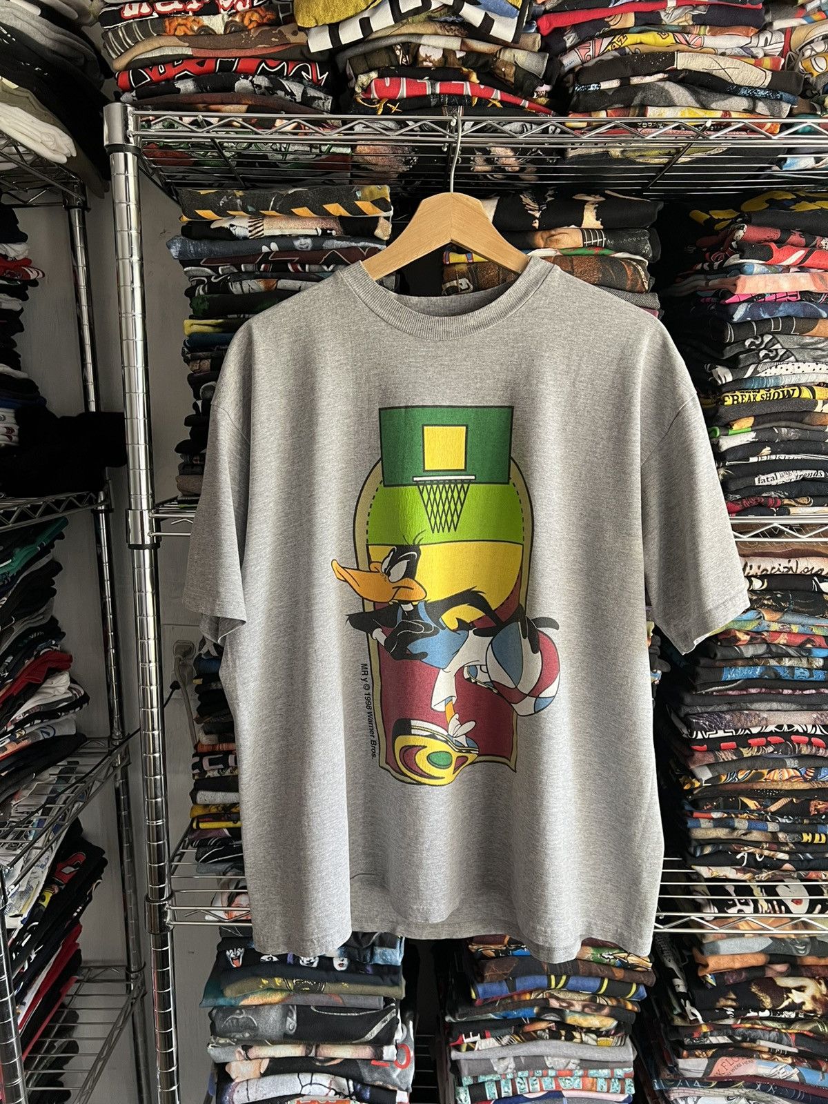 Vintage 1998 Daffy Duck Looney Tunes NBA Basketball Promo Tee Size US L / EU 52-54 / 3 - 1 Thumbnail